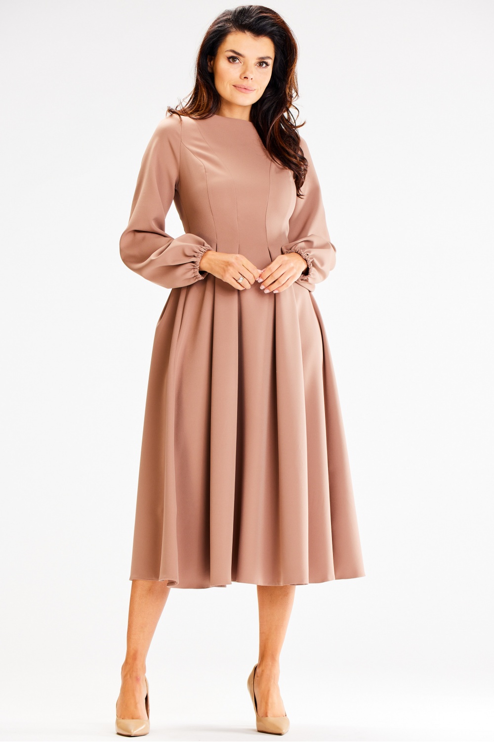 Sukienka Model A595 Cappuccino - awama187177 - Beżowy