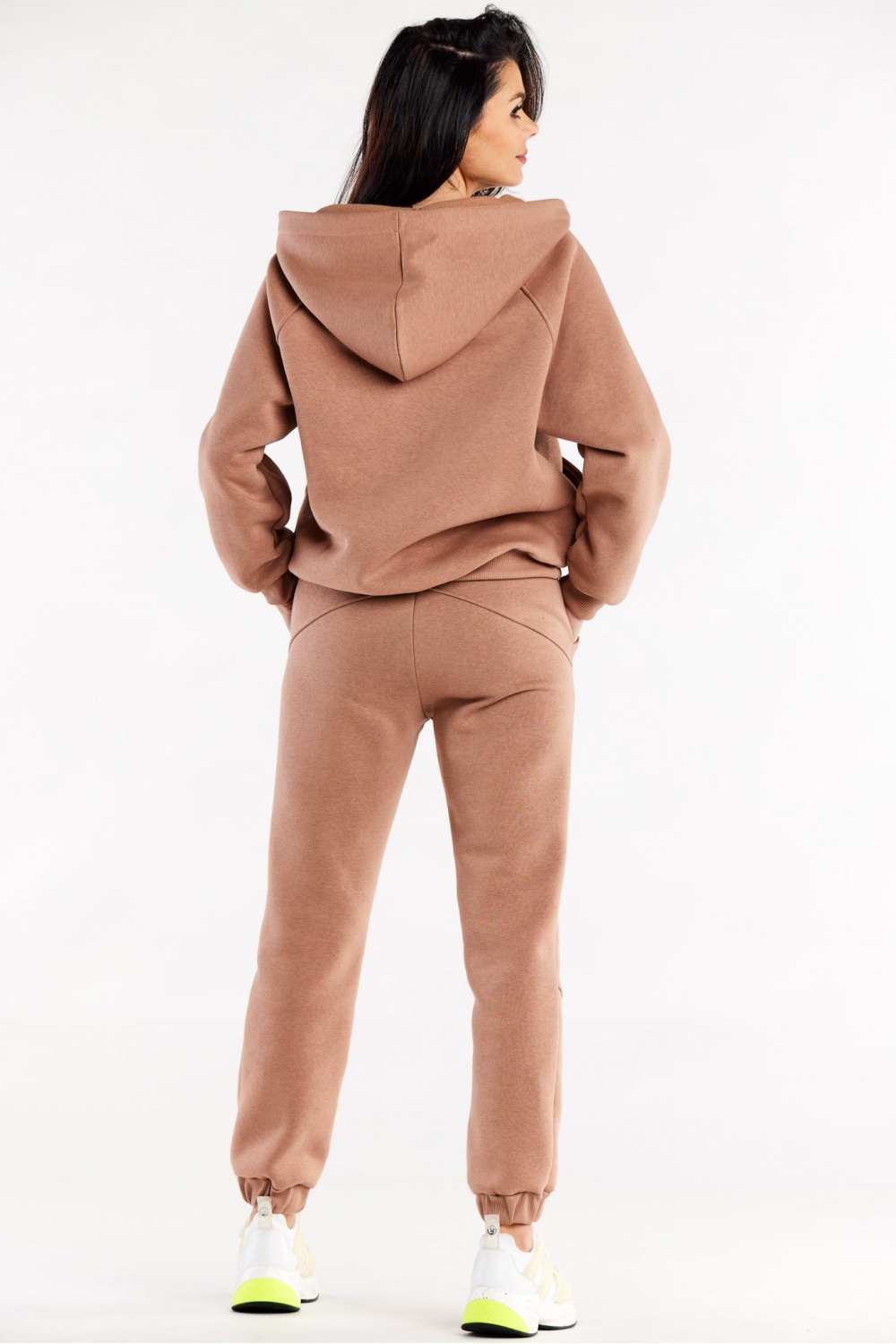 Spodnie Dresowe Model M325 Beige - Infinite You188030 - Beżowy - obrazek 3