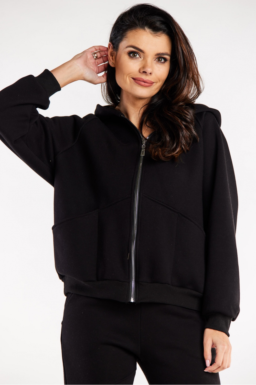 Bluza Damska Model M324 Black - Infinite You188032 - Czarny