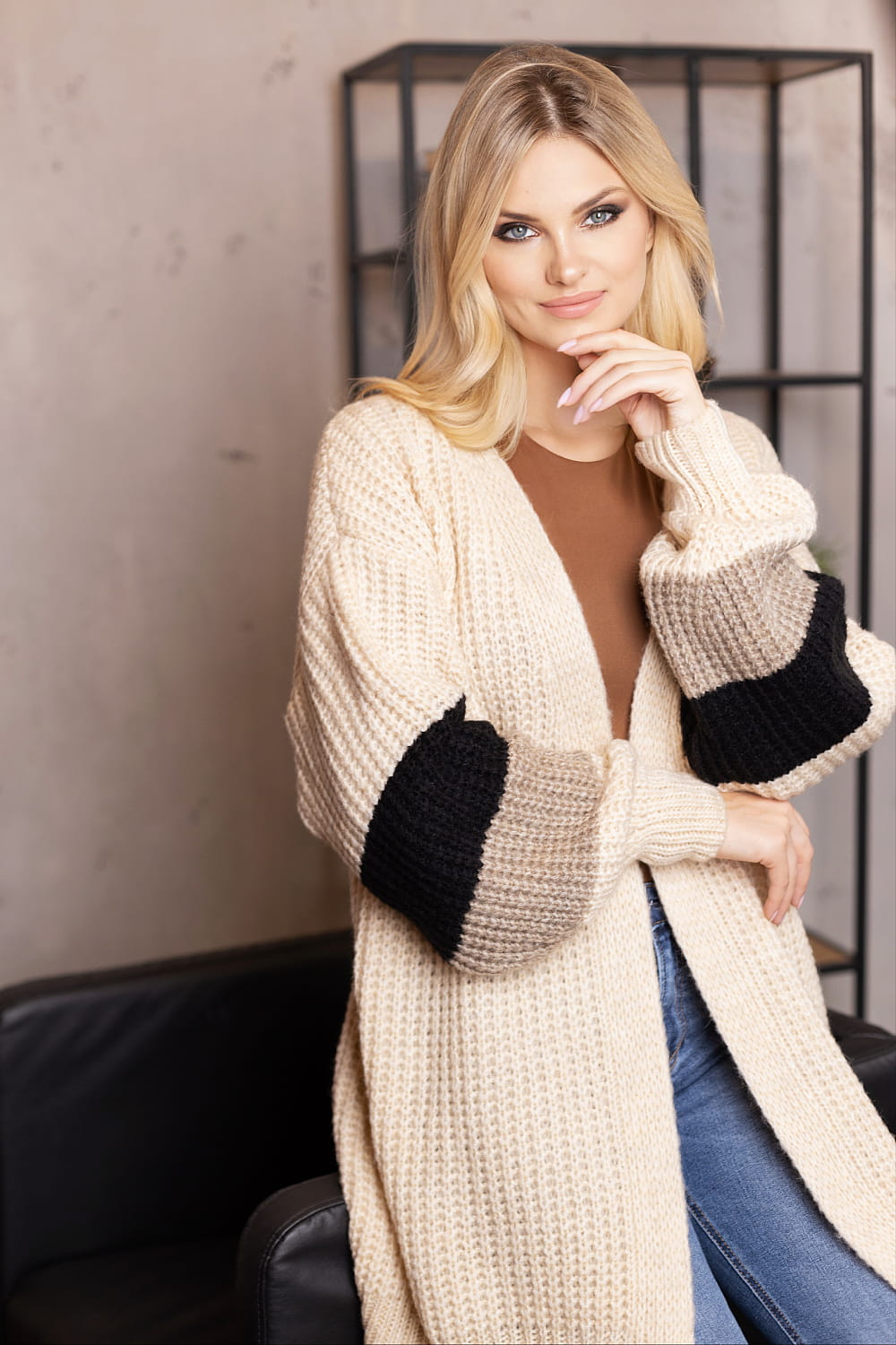 Sweter Kardigan Model 70041 Beige - PeeKaBoo188773 - Beżowy