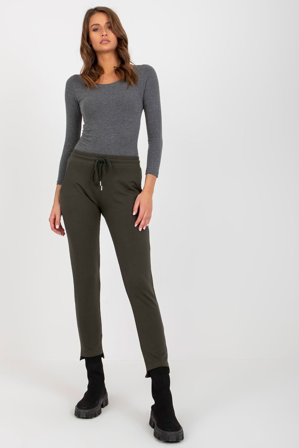Spodnie Dresowe Model RV-DR-8380.25P Khaki - Relevance191229 - Zielony