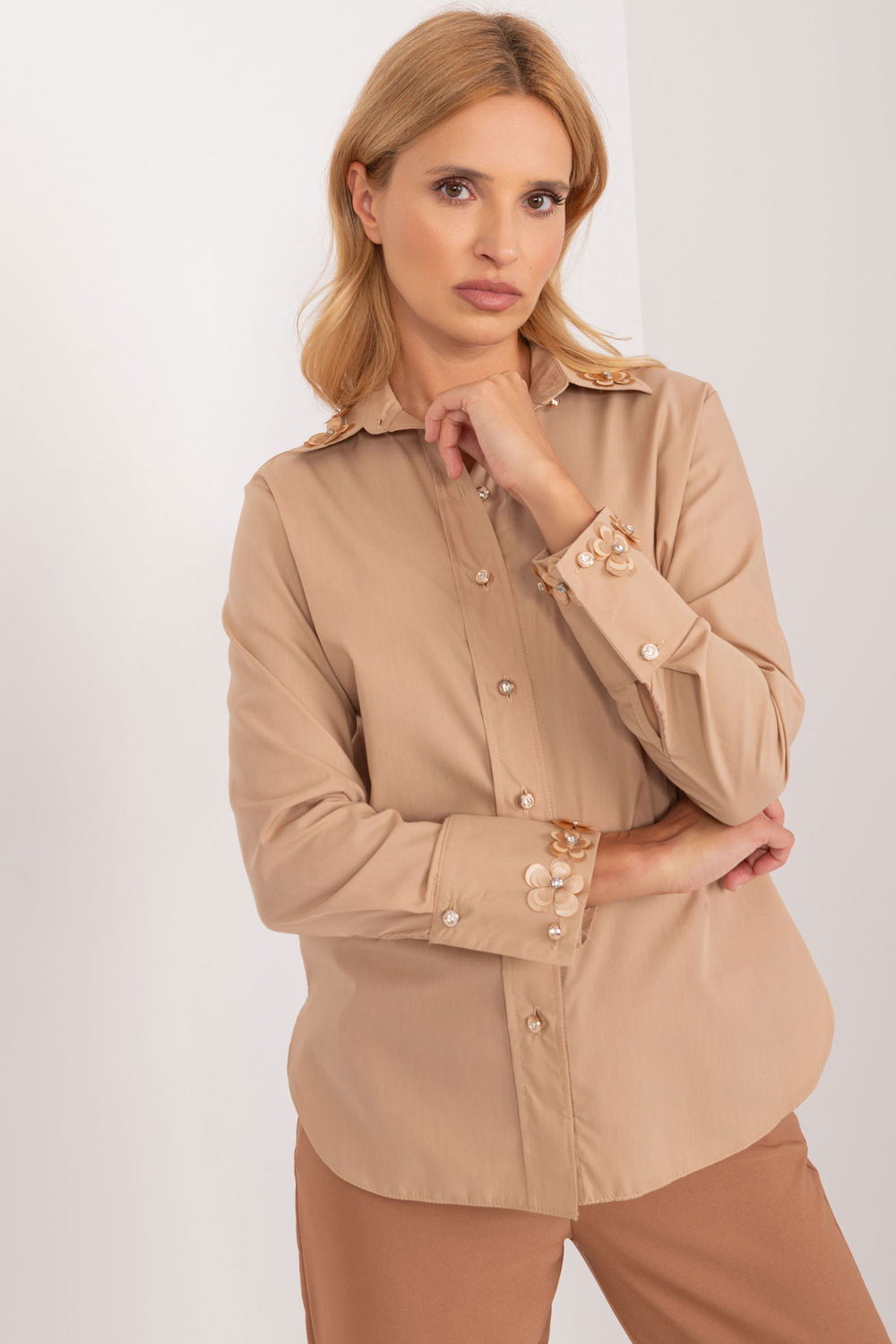 Koszula Damska Model LK-KS-509574.71 Dark Beige - Lakerta193043 - Beżowy