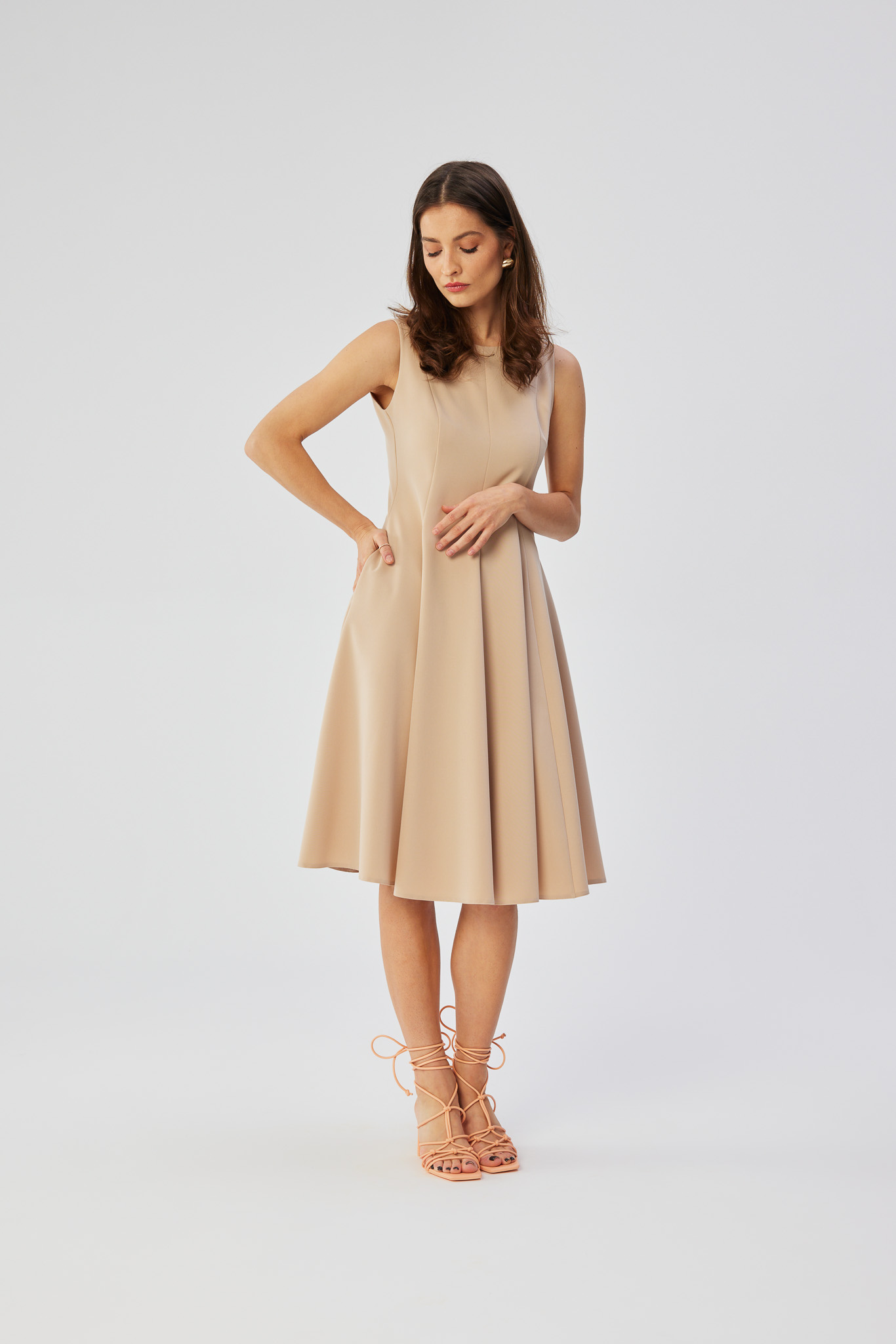 Sukienka Model S358 Beige - Stylove193462 - Beżowy