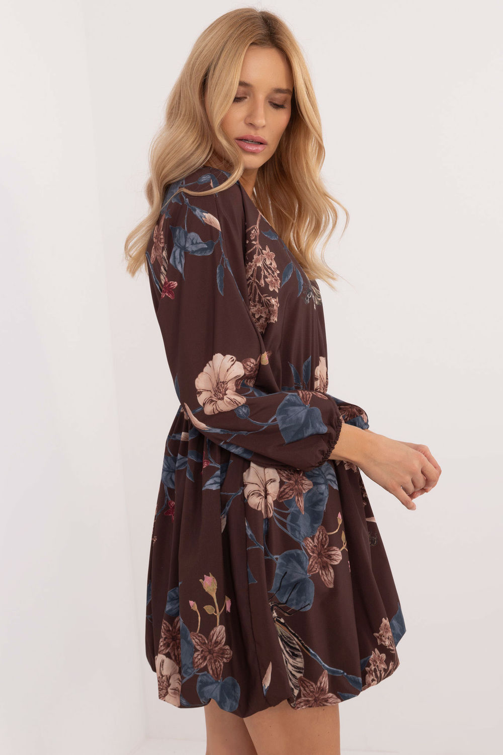 Sukienka Model DHJ-SK-19861-3.11 Brown - Italy Moda202009 - Brązowy - obrazek 2