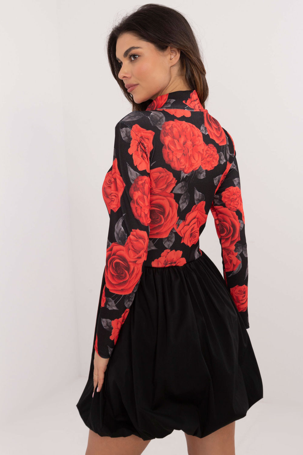 Sukienka Model DHJ-SK-19959.35 Black/Red - Italy Moda202430 - Czarny - obrazek 3