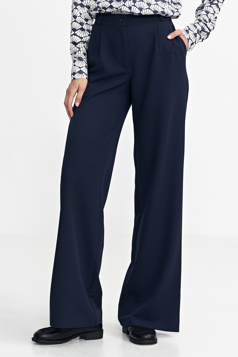 Spodnie z zakładkami, wide leg SD102 Navy - Nife202476 - Granatowy
