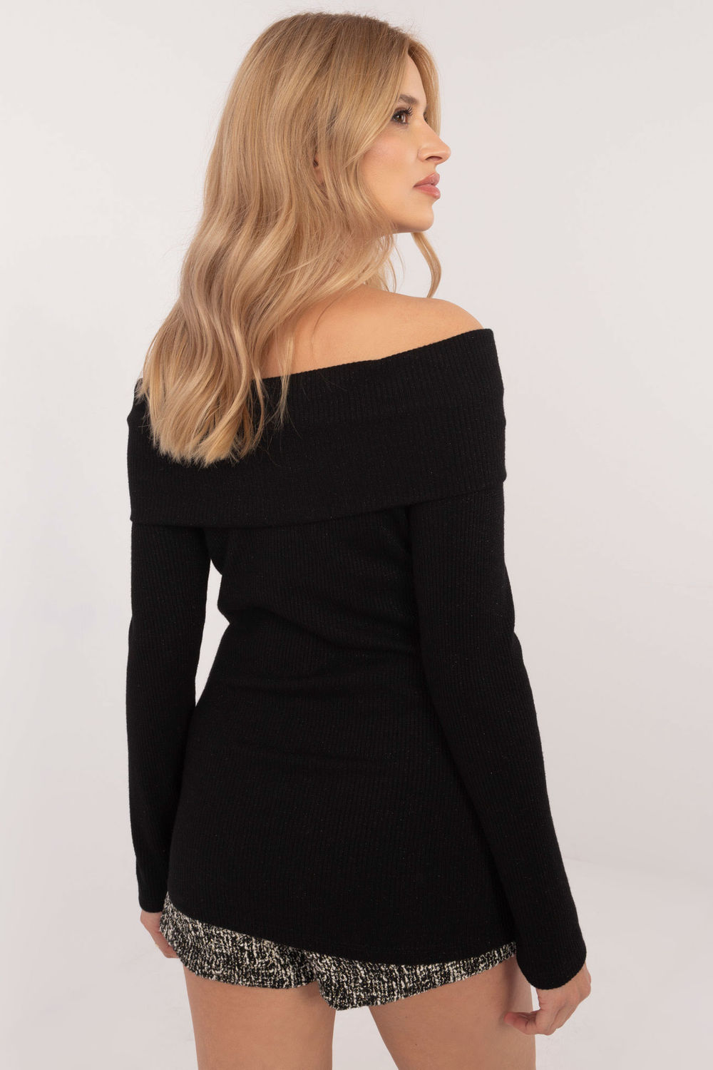 Sweter Damski Model DHJ-SW-A2449.33 Black - Italy Moda202753 - Czarny - obrazek 3