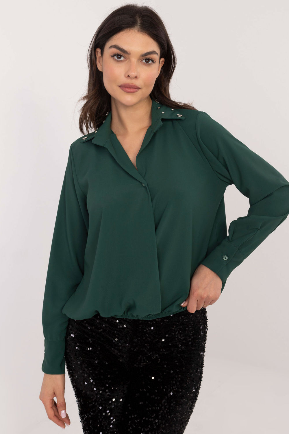 Koszula Damska Model DHJ-KS-15260.96 Dark Green - Italy Moda203103 - Zielony