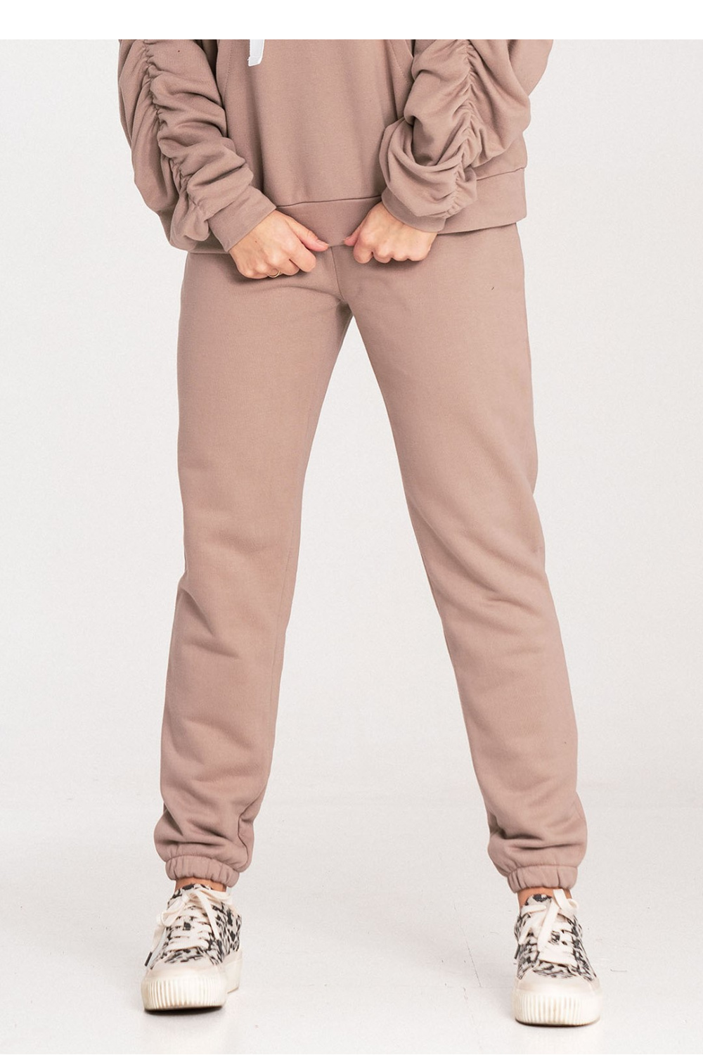 Spodnie Dresowe Model M1056 Beige - Figl203127 - Beżowy