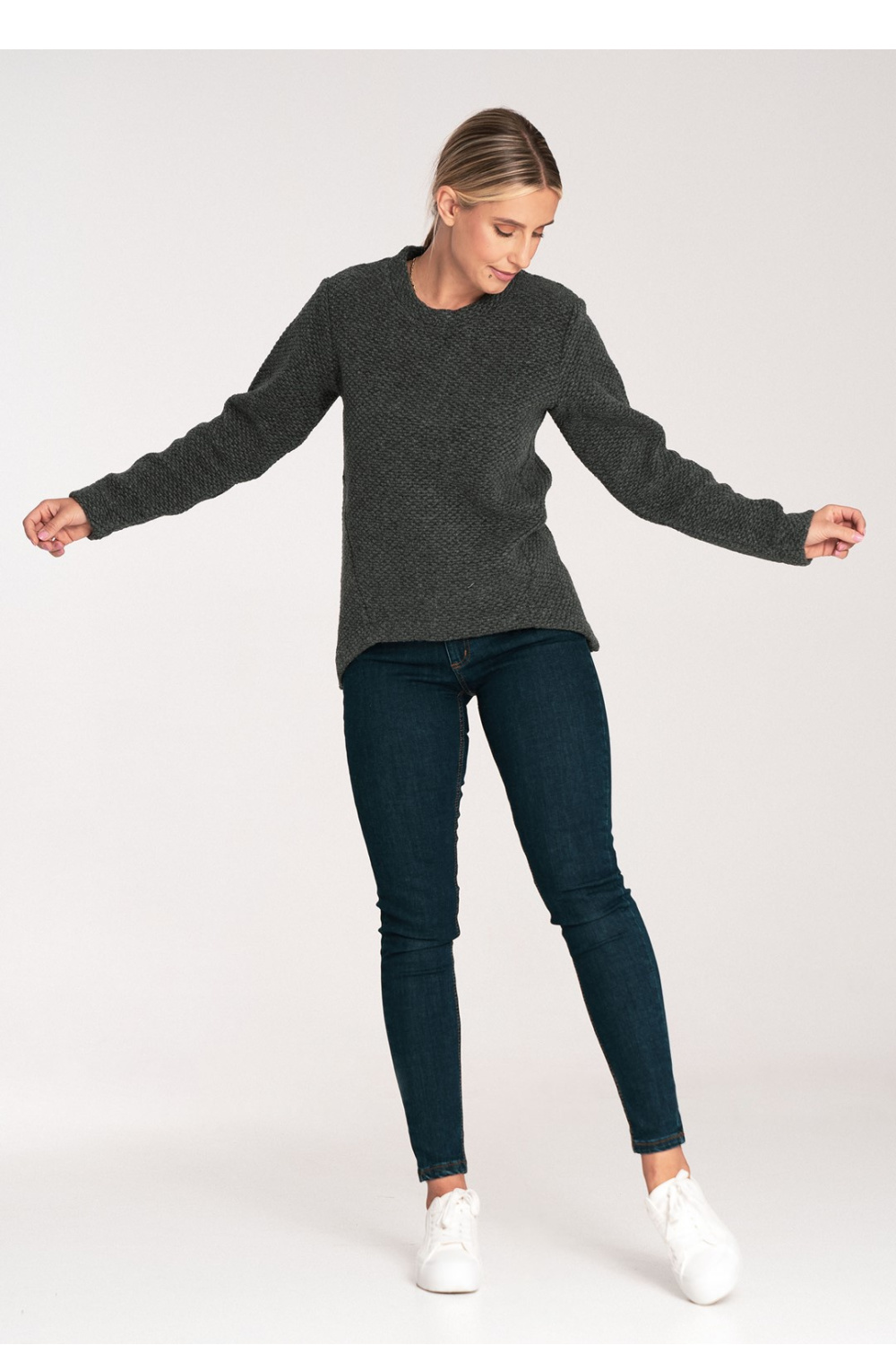 Sweter Damski Model M1044 Dark Grey - Figl203153 - Szary - obrazek 2
