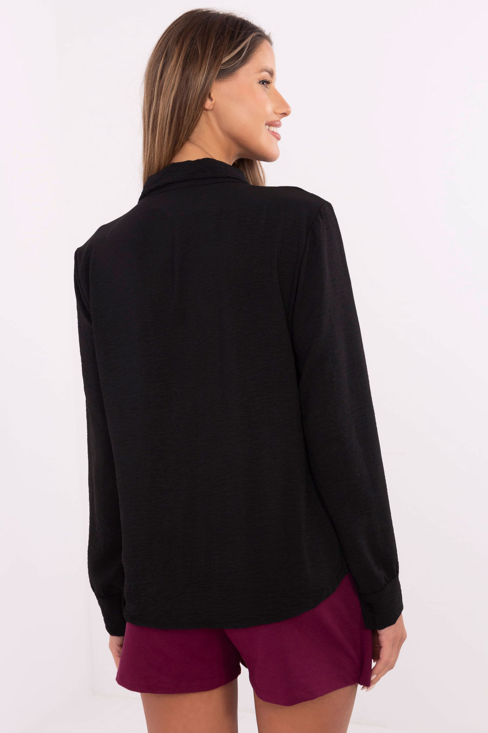 Koszula Damska model MI-KS-91540.59P Black - Italy Moda203945 - Czarny - obrazek 3