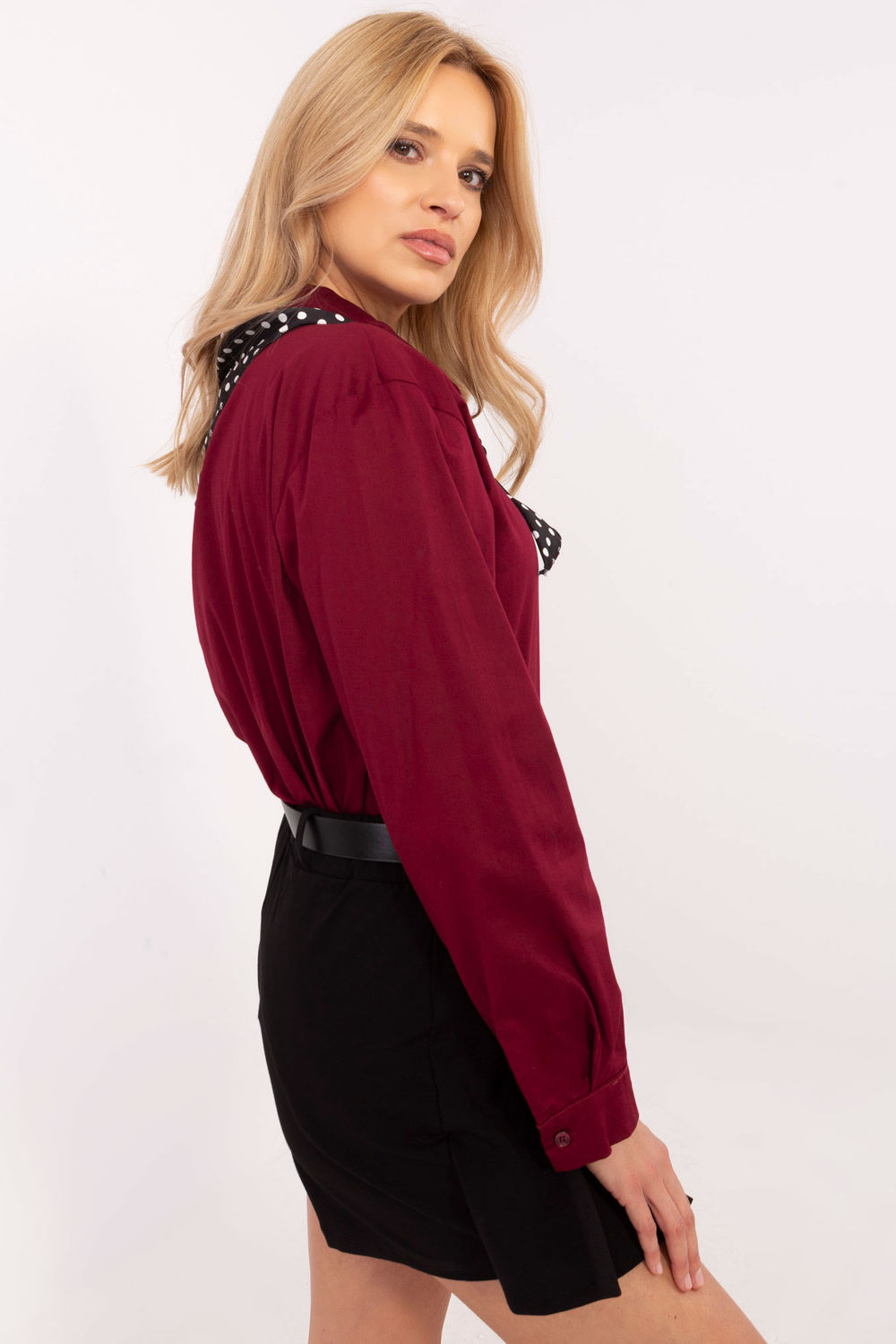 Koszula Damska Model DHJ-KS-20172.36P Bordo - Italy Moda204365 - Czerwony - obrazek 2