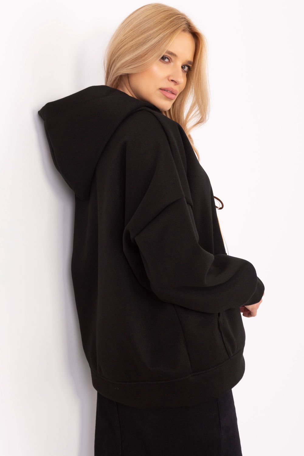 Bluza Damska Model DHJ-BL-A8695.65P Black - Italy Moda204377 - Czarny - obrazek 3