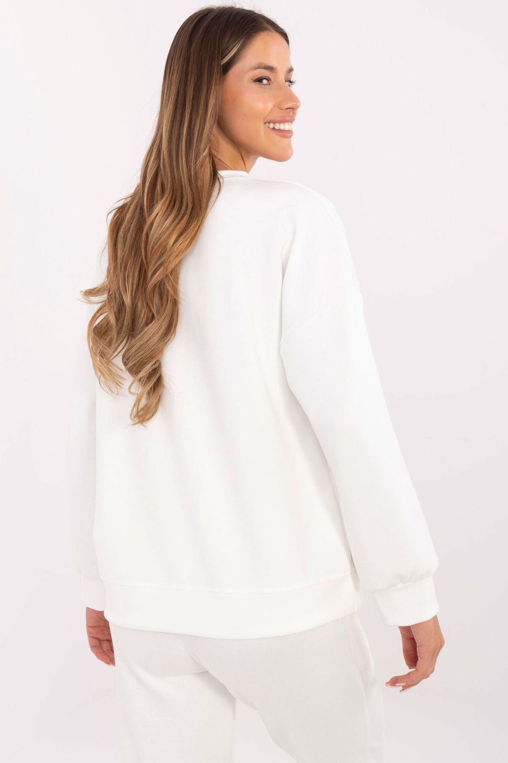 Bluza Damska Model DHJ-BL-20322.72 Ecru - Italy Moda207029 - Beżowy - obrazek 3