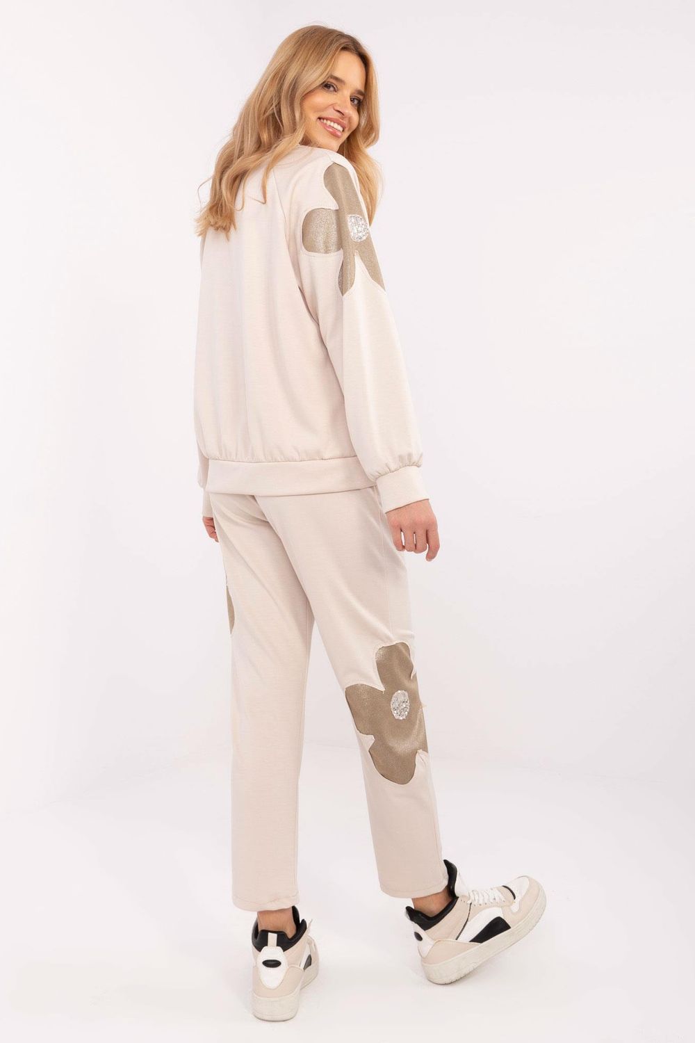 Spodnie Komplet Model MI-KMPL-M6122.60 Beige - Italy Moda208147 - Beżowy - obrazek 2