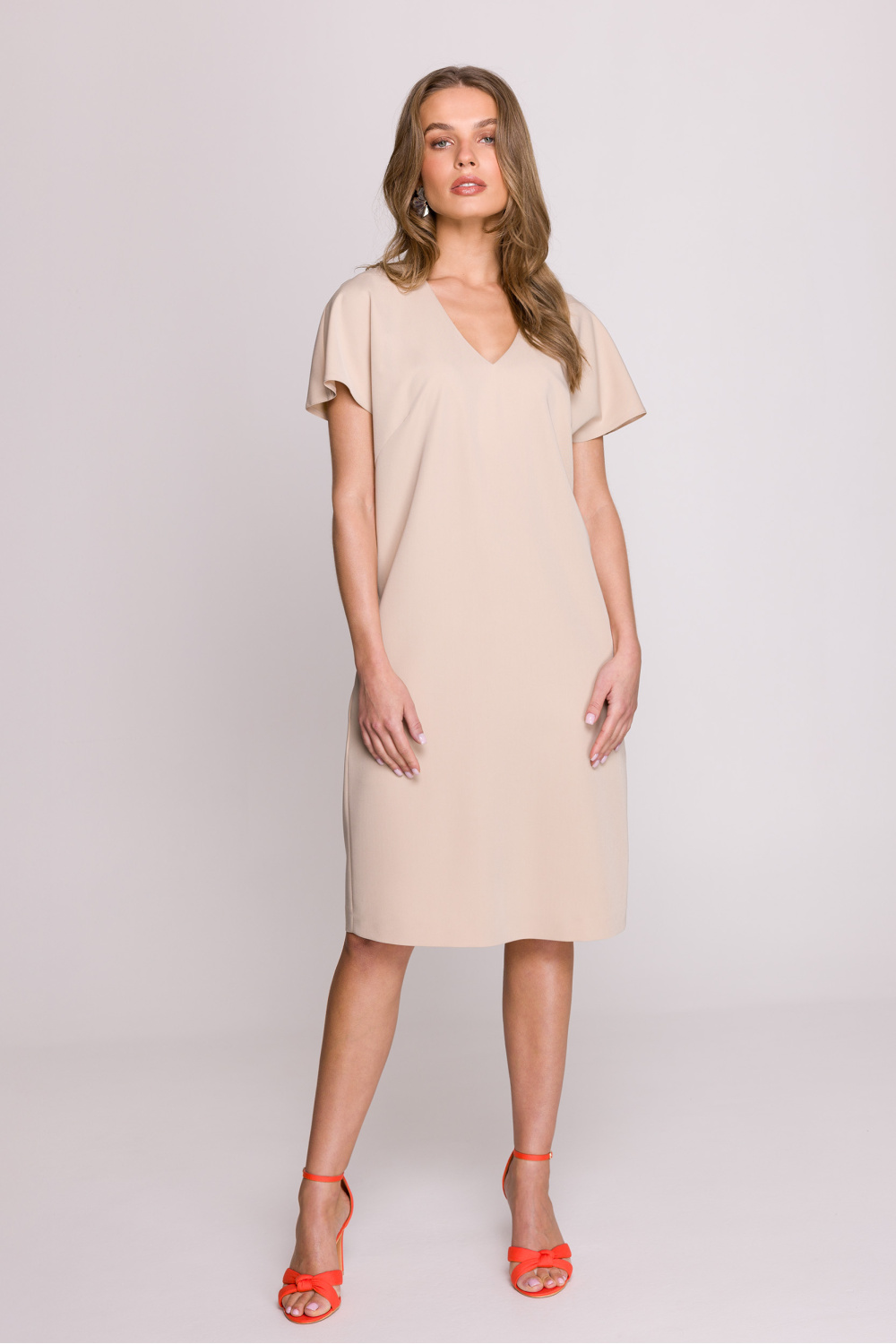 Sukienka Model S392 Beige - Stylove209147 - Beżowy - obrazek 2