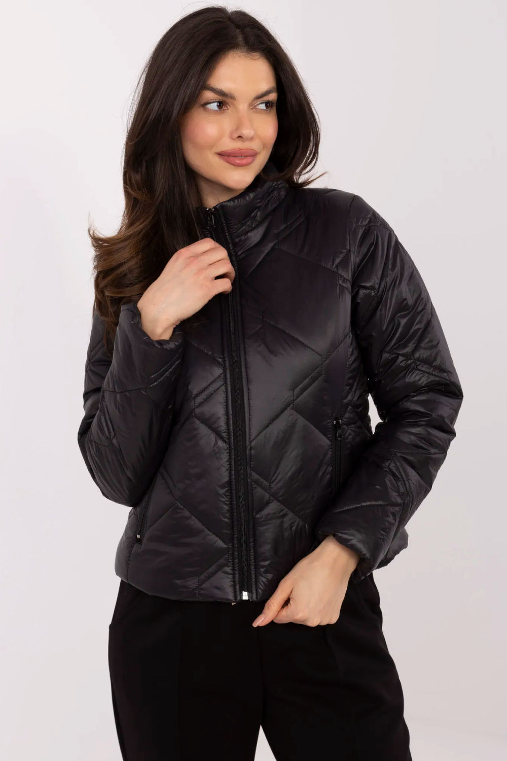 Kurtka Damska Model MI-KR-88630.60P Black - Italy Moda209201 - Czarny