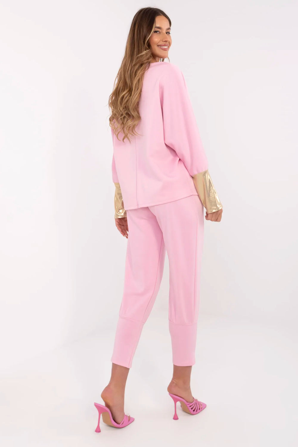 Spodnie Komplet Model DHJ-KMPL-9311.97 Light Pink - Italy Moda209499 - Różowy - obrazek 3