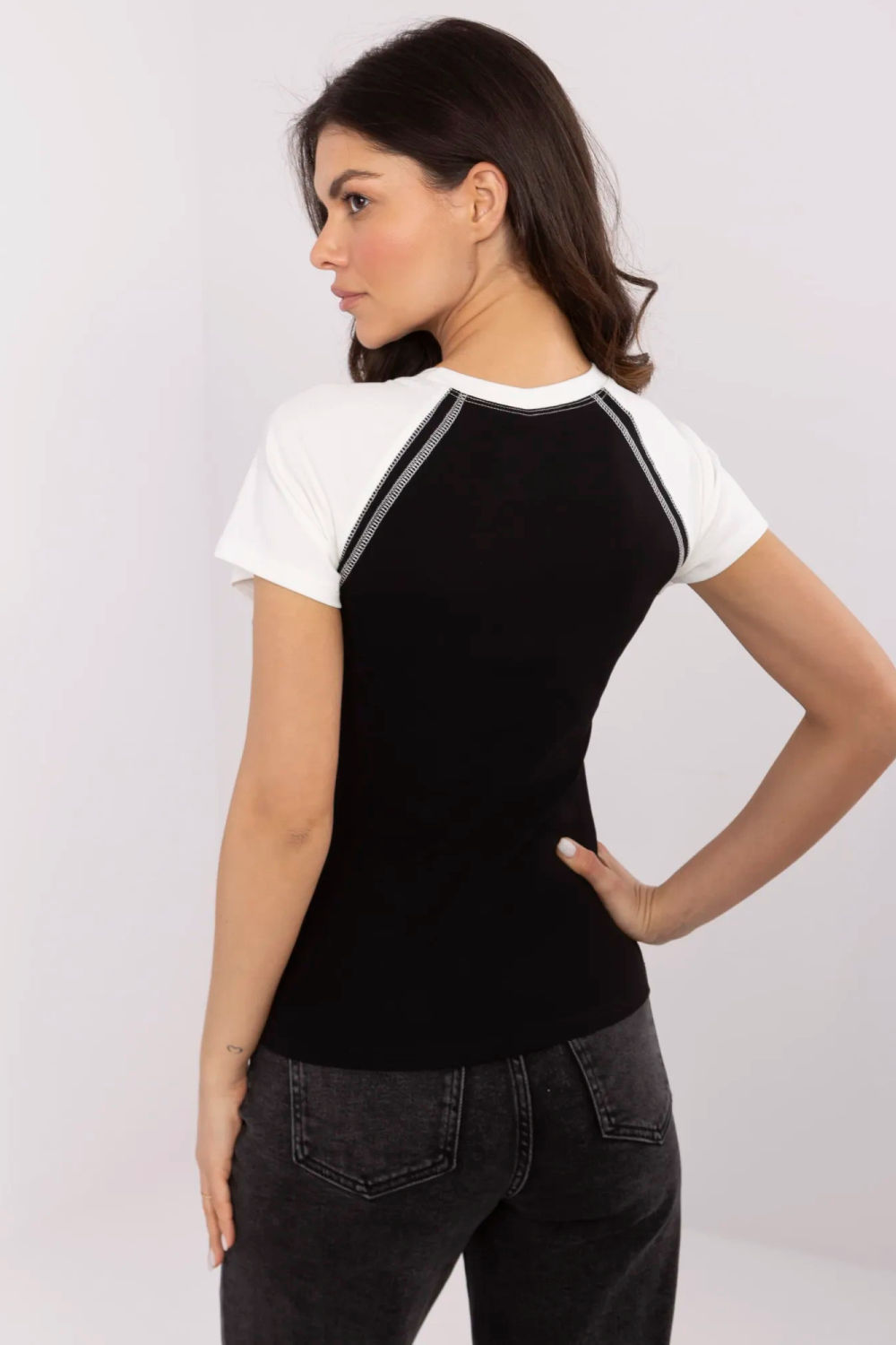 Tshirt Damski Model NM-TS-V7940.17 Black/White - NM210117 - Biały - obrazek 3