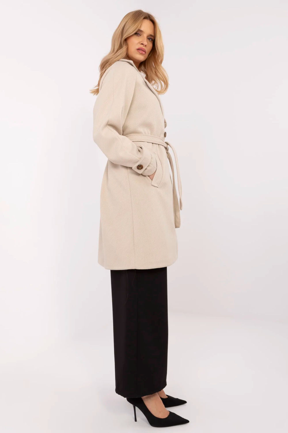 Płaszcz Damski Model TW-PL-BI-2309.86 Beige - Och Bella210667 - Beżowy - obrazek 2