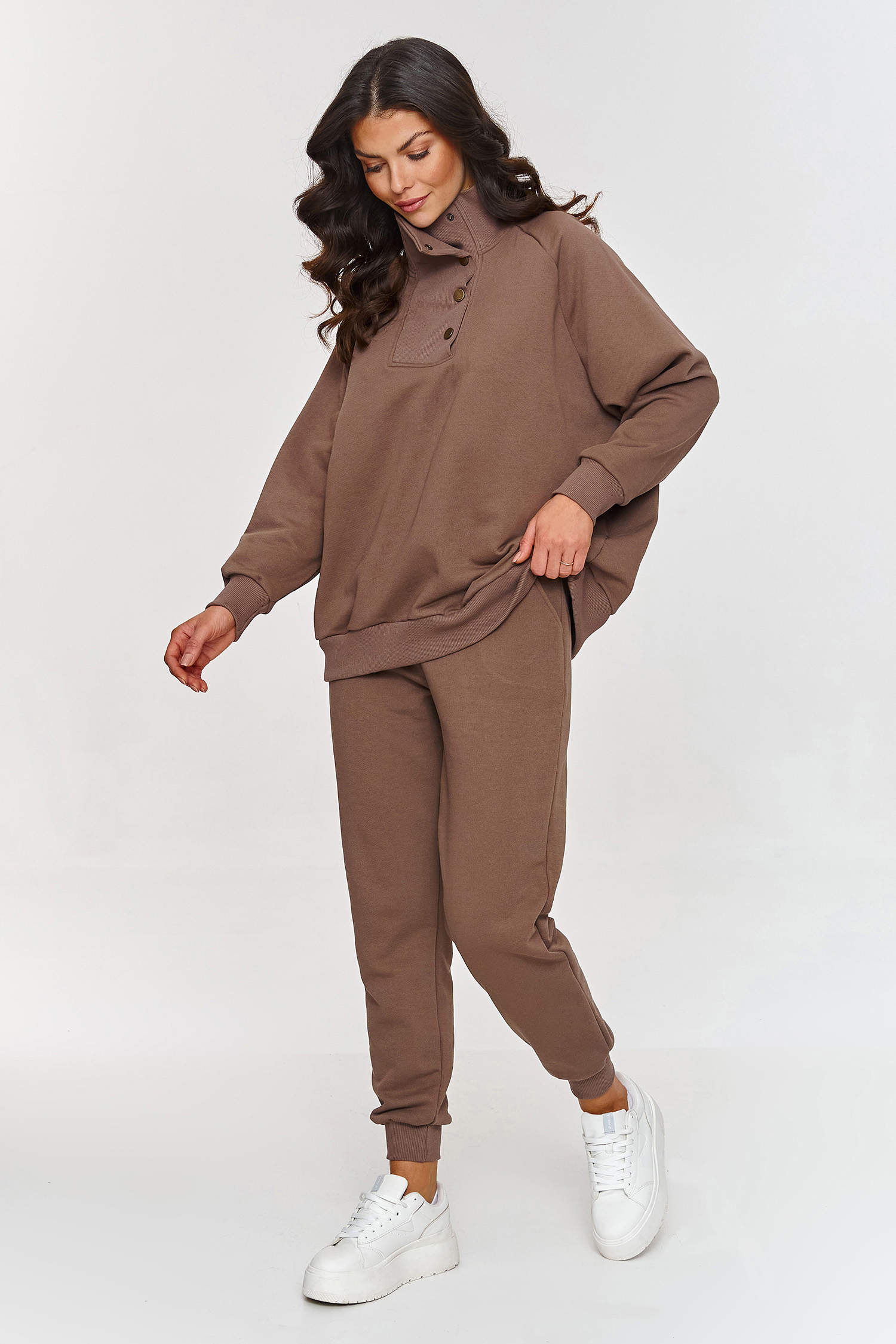 Spodnie Komplet Model A5 Mocca - Makadamia209755 - Brązowy