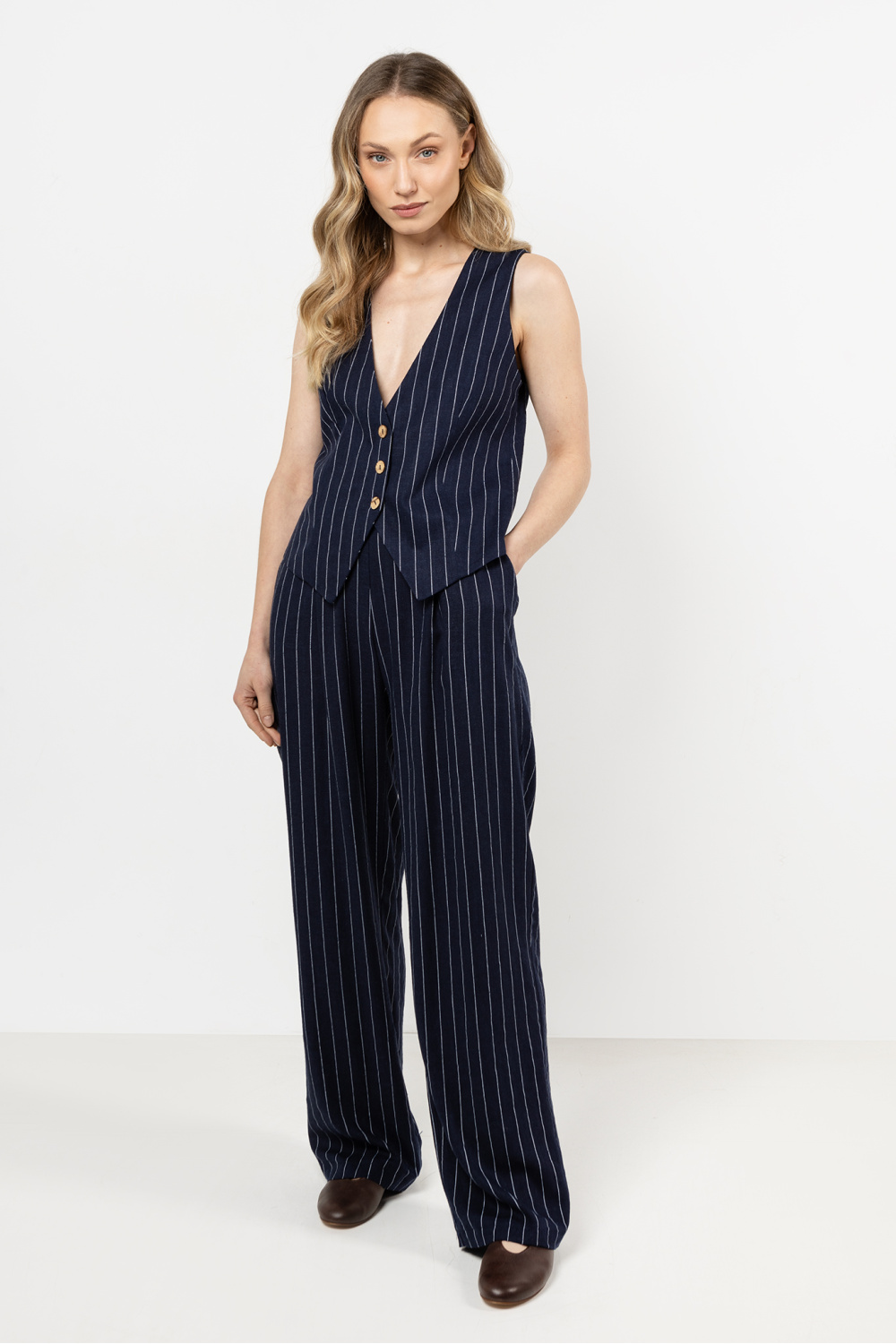 Spodnie Damskie Model A725 Navy - awama212186 - Granatowy
