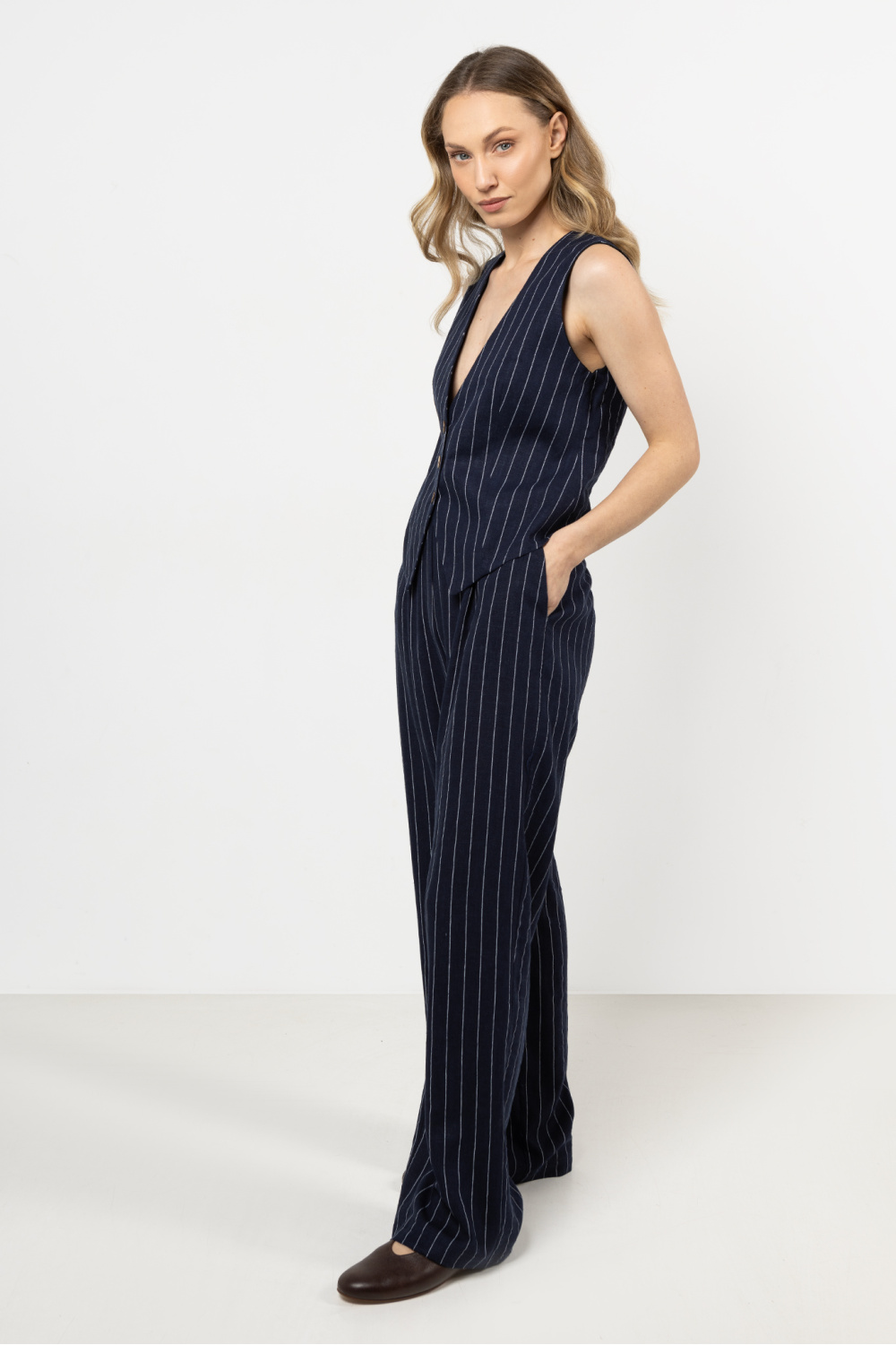 Spodnie Damskie Model A725 Navy - awama212186 - Granatowy - obrazek 2
