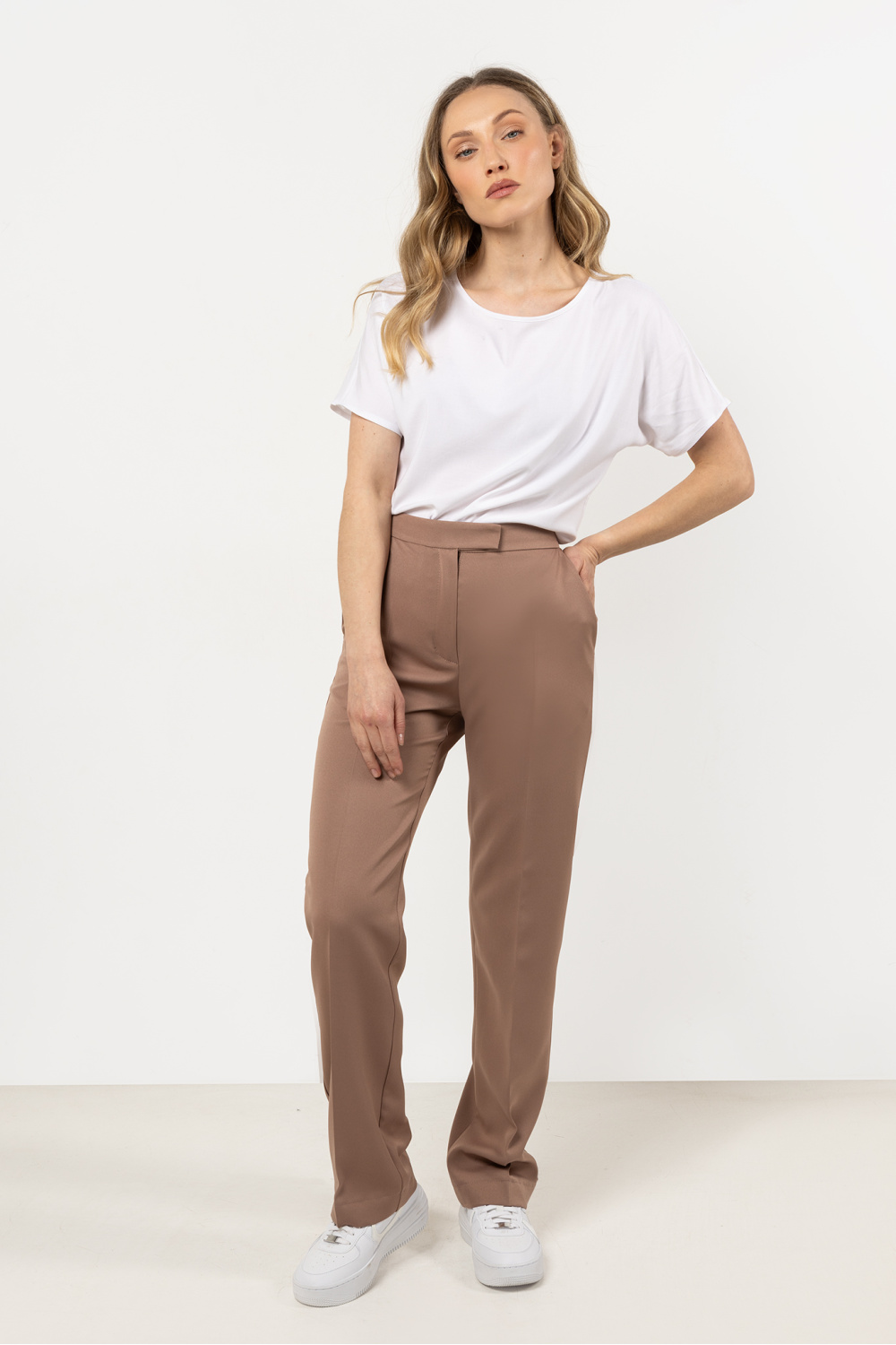 Spodnie Damskie Model A713 Cappuccino - awama212221 - Beżowy