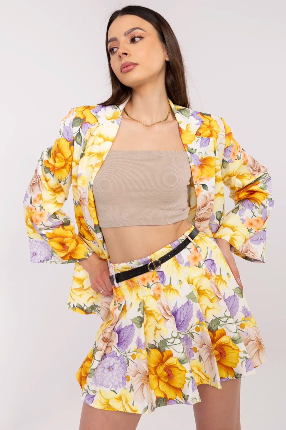 Spodnie Komplet Model DHJ-KMPL-A9061.67 Yellow - Italy Moda212289 - Żółty