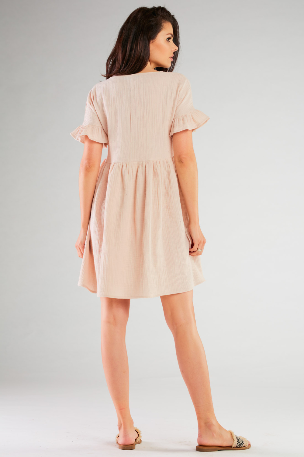 Sukienka Model M260 Beige - Infinite You214515 - Beżowy - obrazek 3