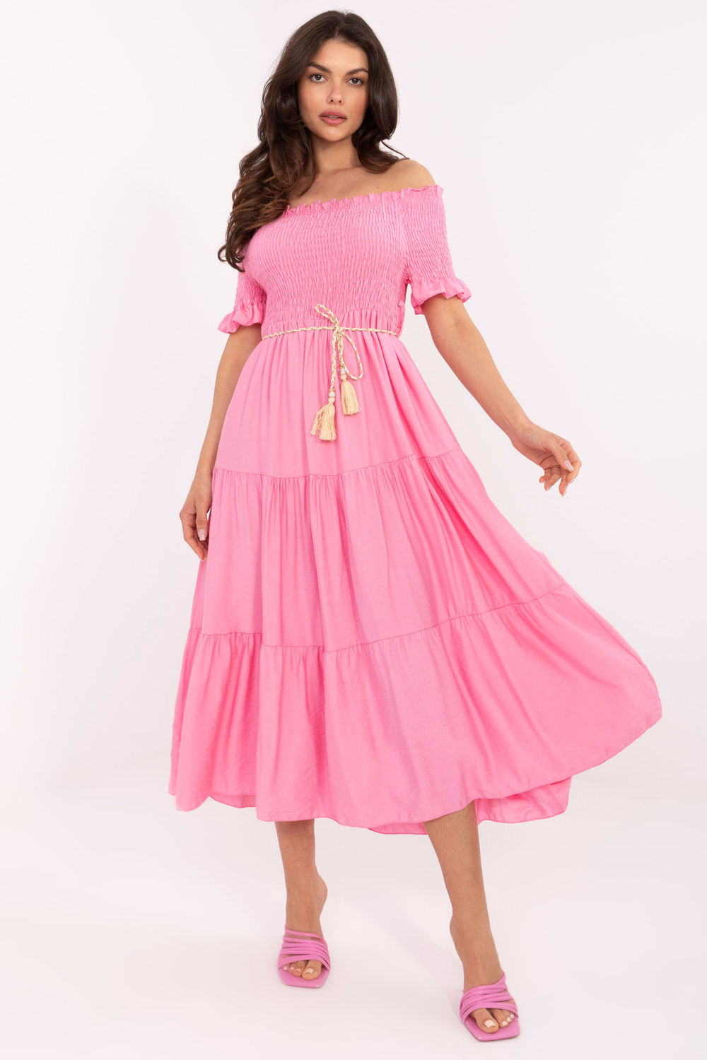 Sukienka Model MI-SK-A2609.96 Pink - Italy Moda215189 - Różowy