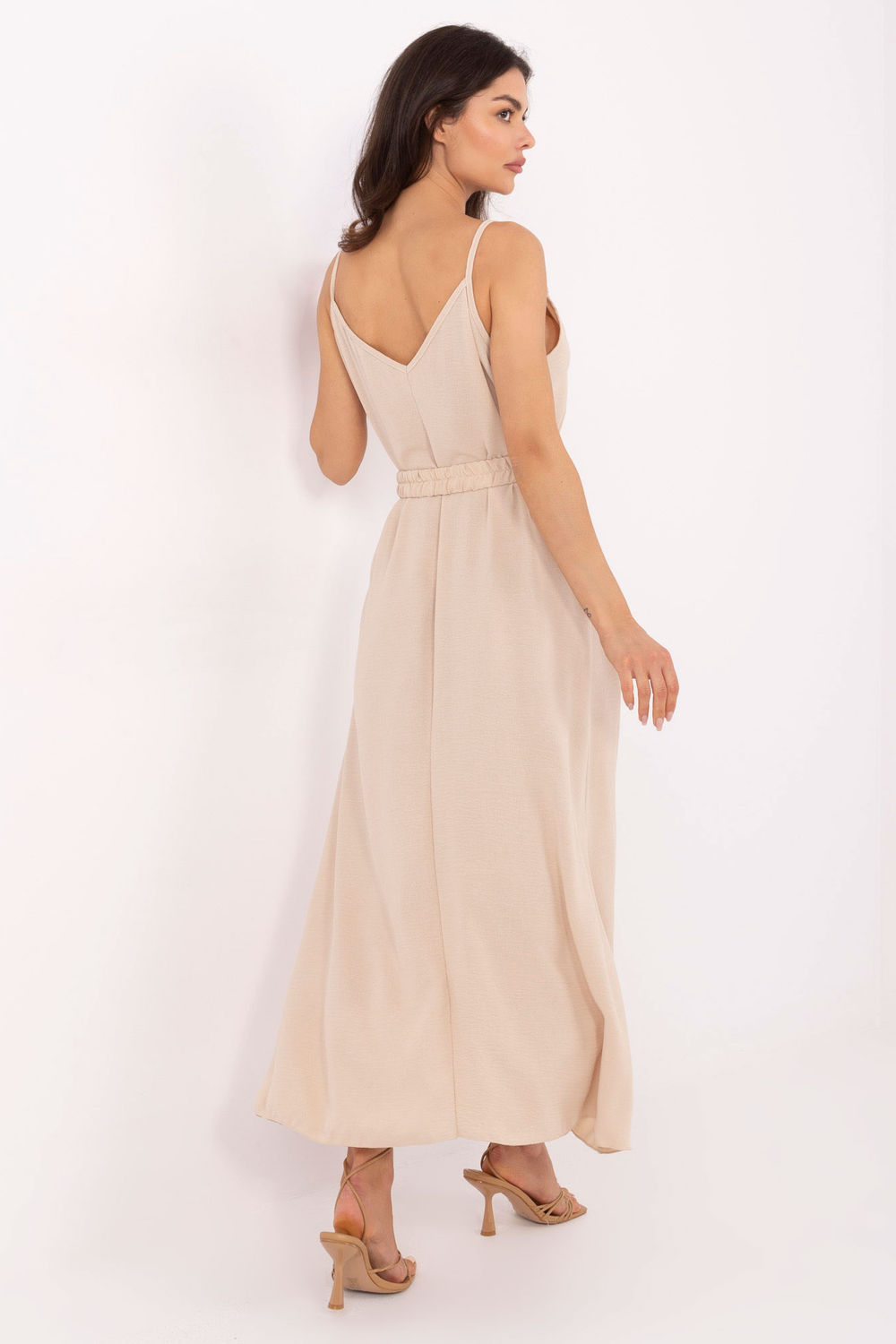 Sukienka Model TW-SK-BI-1458-1.64 Beige - Och Bella215235 - Beżowy - obrazek 3