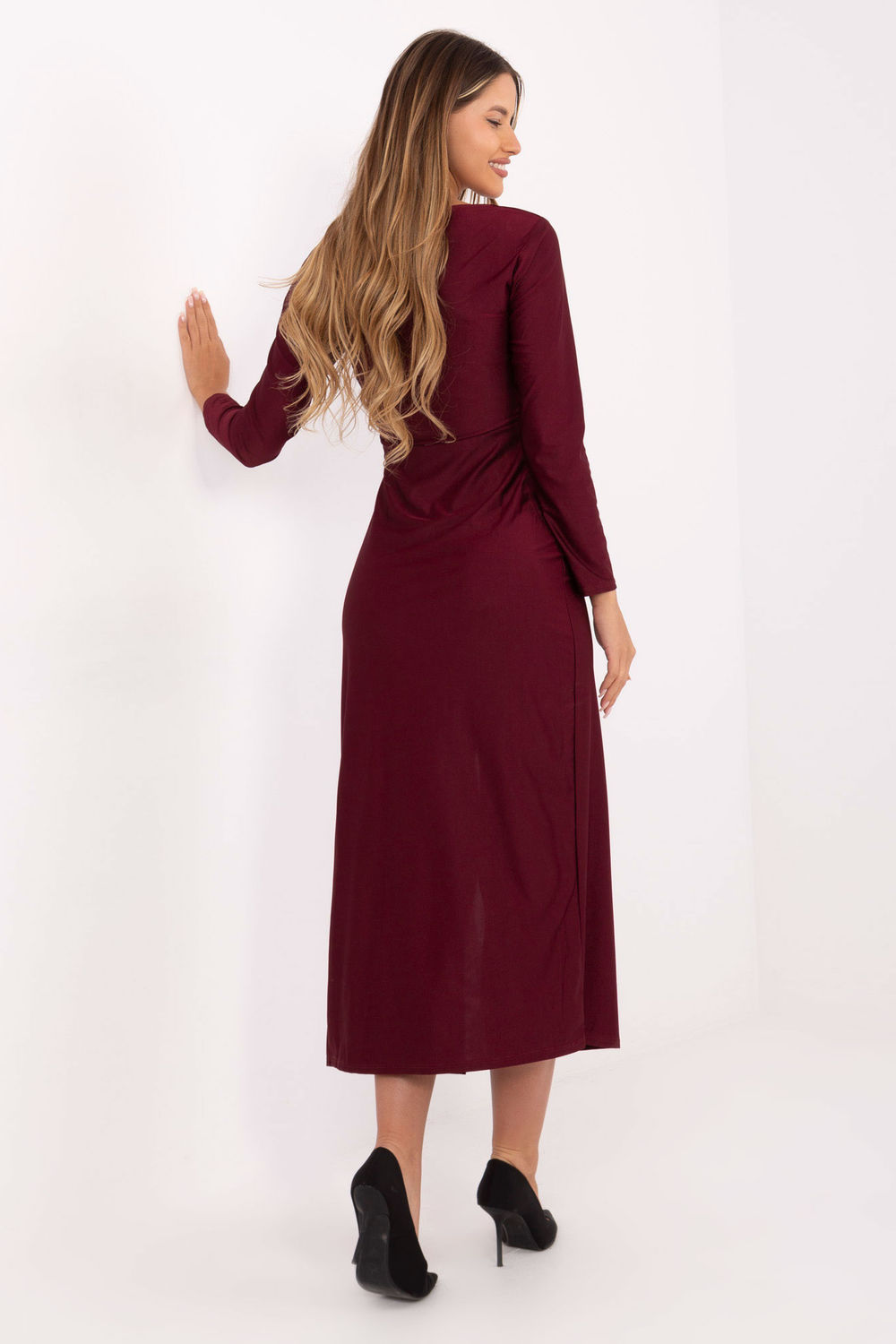 Sukienka Model IT-SK-21609.83 Bordo - Italy Moda217009 - Czerwony - obrazek 3