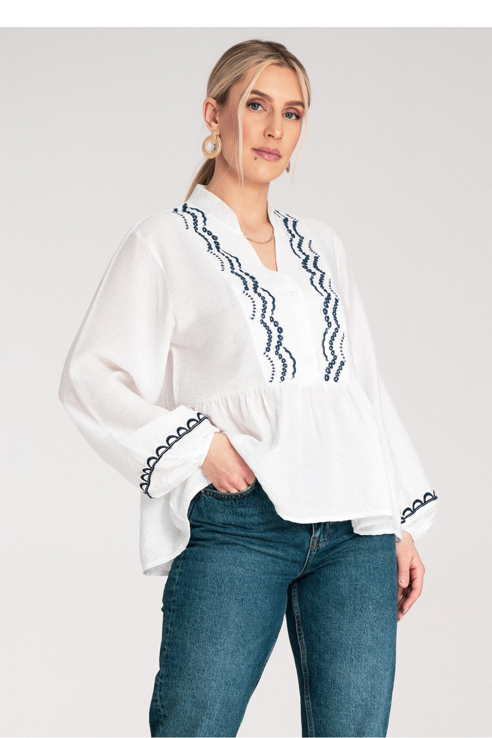 Bluzka Model M1192 White - Figl217067 - Biały - obrazek 4