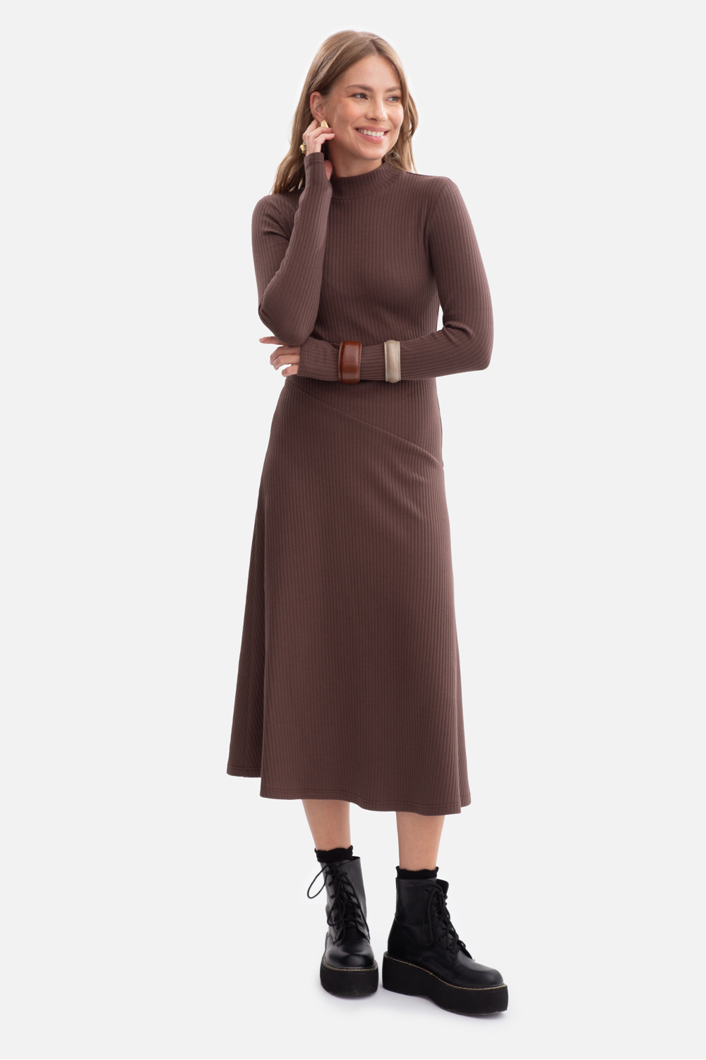 Sukienka Model B299 Brown - BeWear218670 - Brązowy
