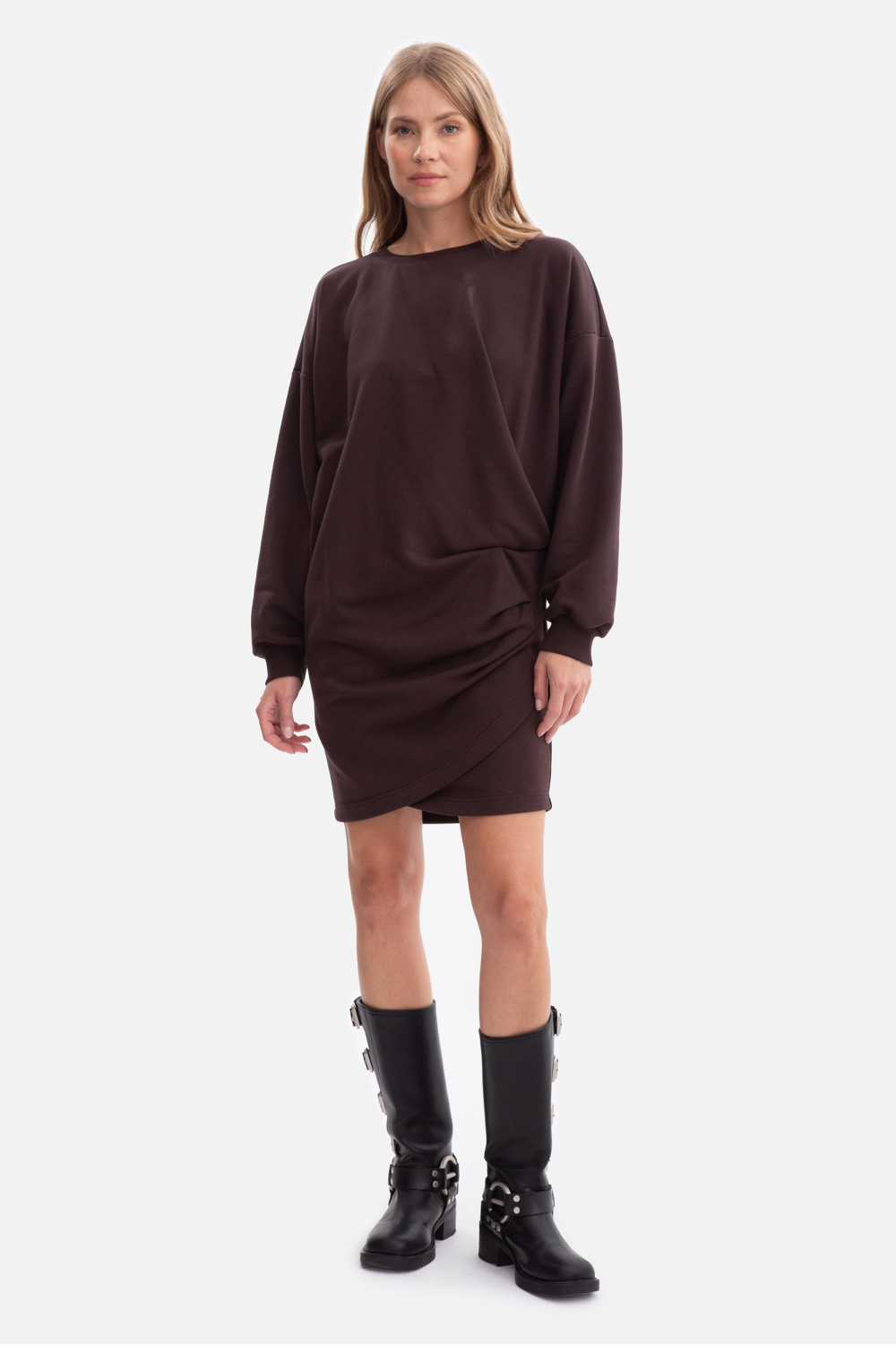 Sukienka Model B298 Gorzka Czekolada - BeWear218672 - Brązowy - obrazek 2