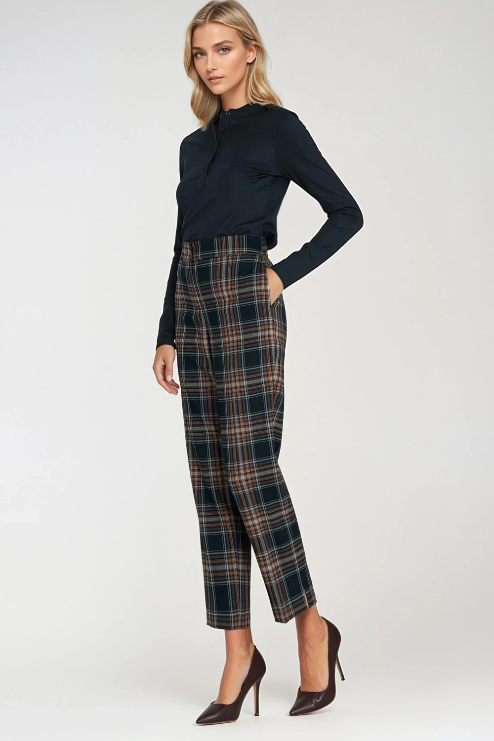 Spodnie 7/8 w granatową kratkę SD123 Navy - Nife218895 - Granatowy - obrazek 4