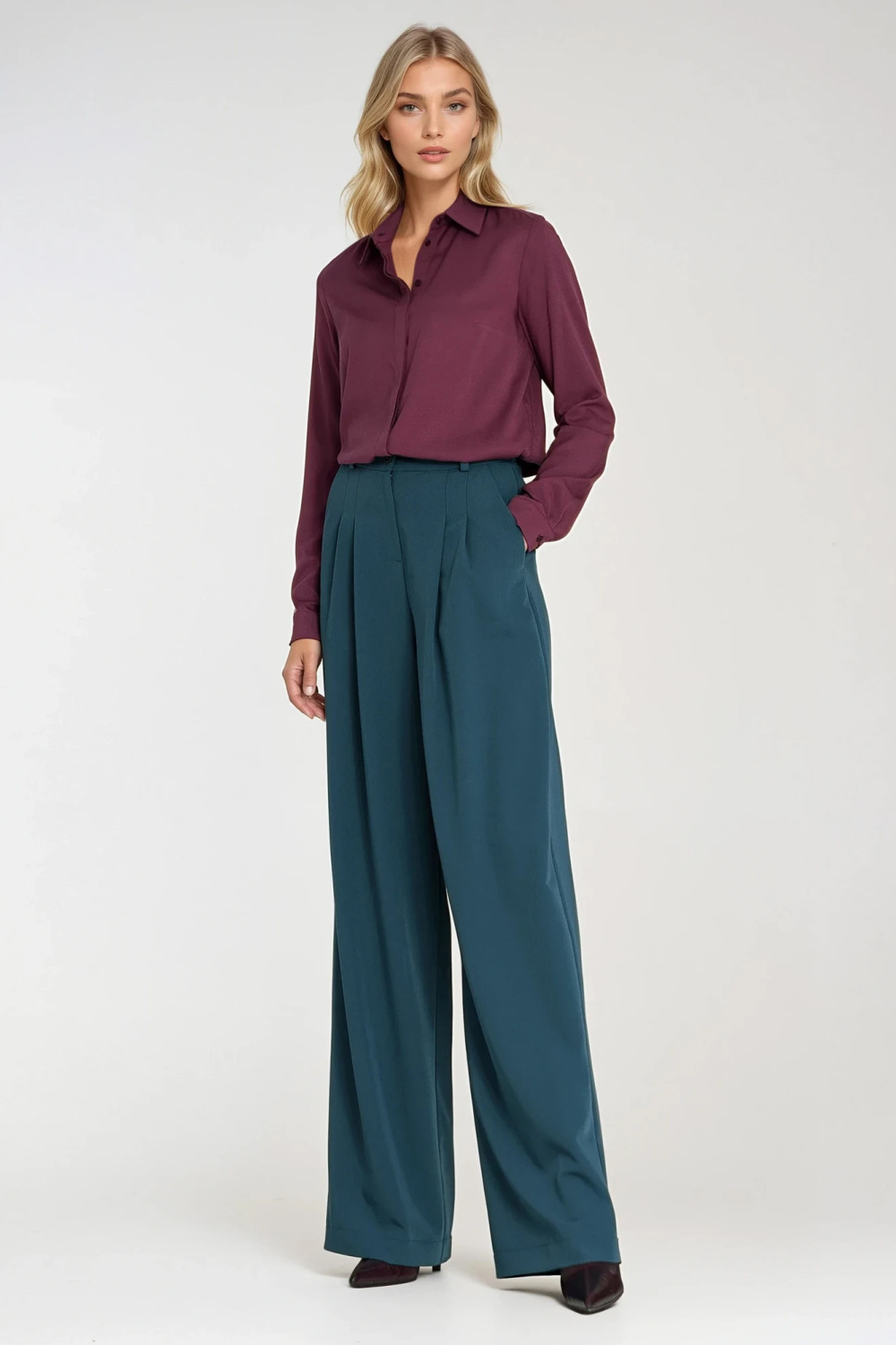 Spodnie z zakładkami wide leg SD122 Lazur - Nife219764 - Niebieski - obrazek 2