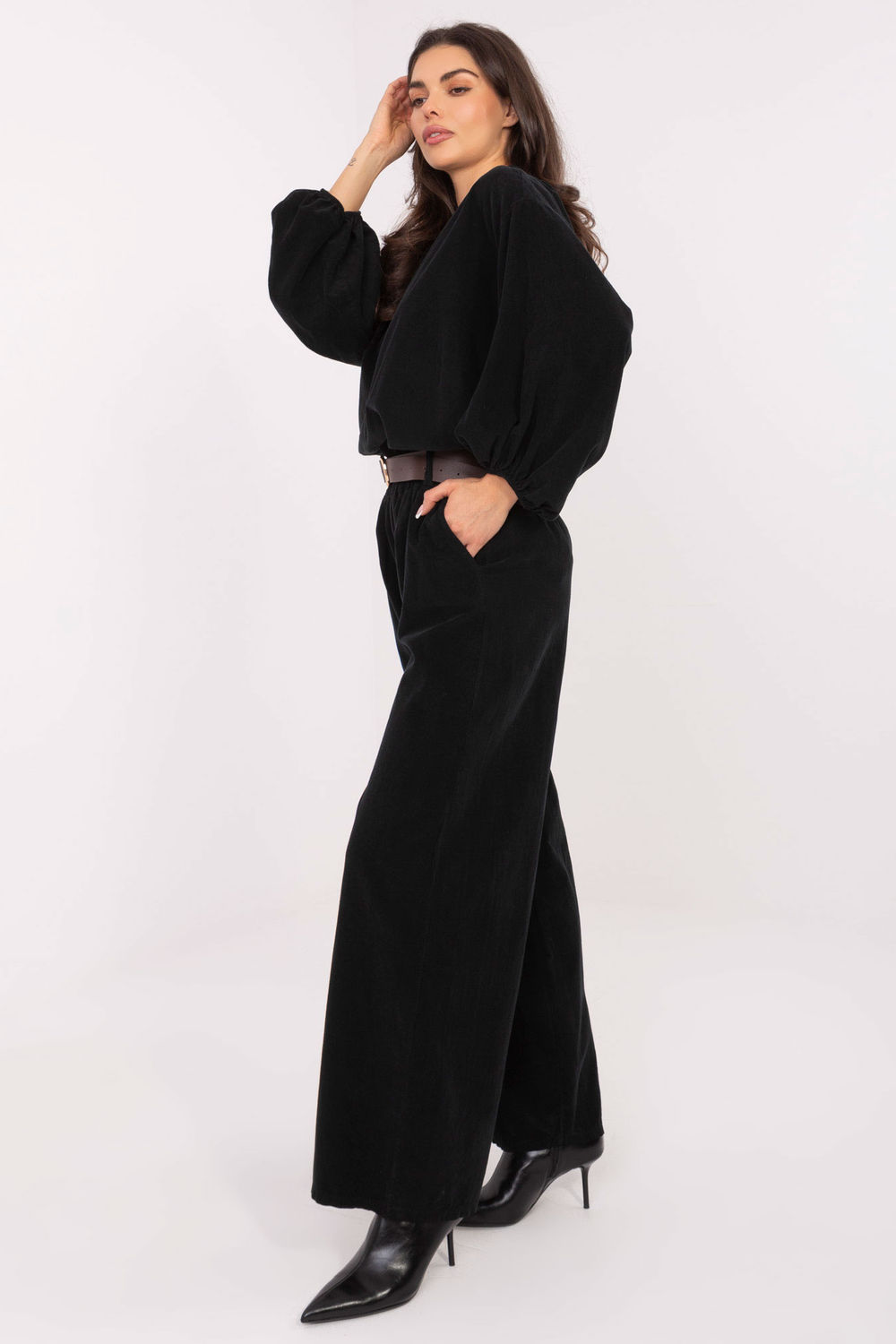 Spodnie Damskie Model IT-SP-25782.73 Black - Italy Moda220280 - Czarny - obrazek 2