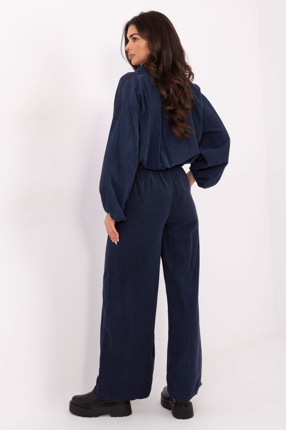 Spodnie Damskie Model IT-SP-25782.73 Navy - Italy Moda220281 - Granatowy - obrazek 3