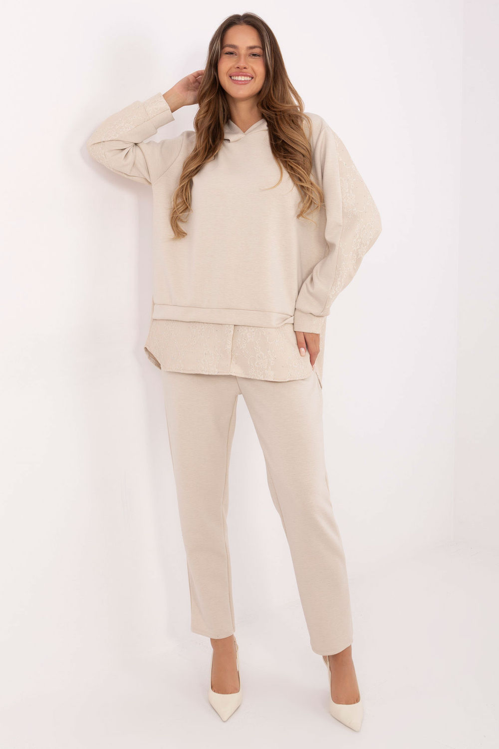 Spodnie Komplet Model IT-KMPL-9860.61 Light Beige - Italy Moda220297 - Beżowy