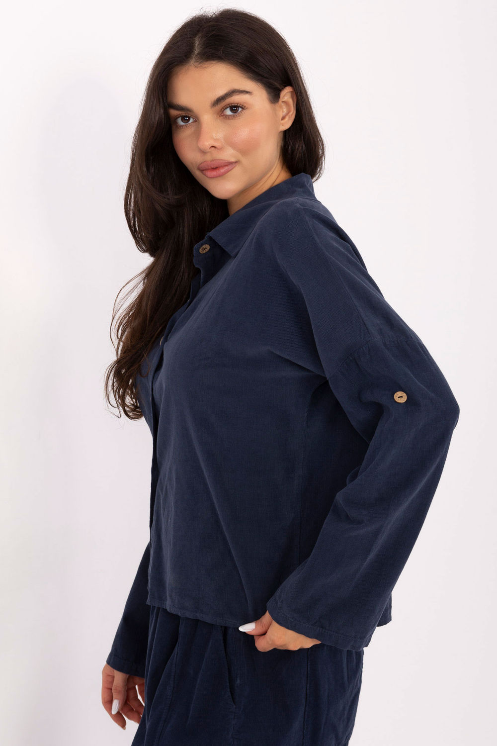 Koszula Damska Model IT-KS-22390.81 Dark Blue - Italy Moda220822 - Niebieski - obrazek 2
