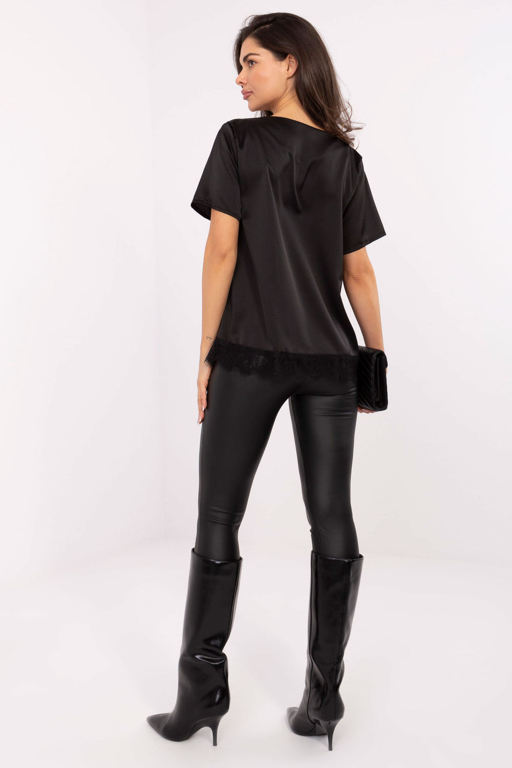 Bluzka Model MI-BZ-3297.28 Black - Italy Moda220829 - Czarny - obrazek 3
