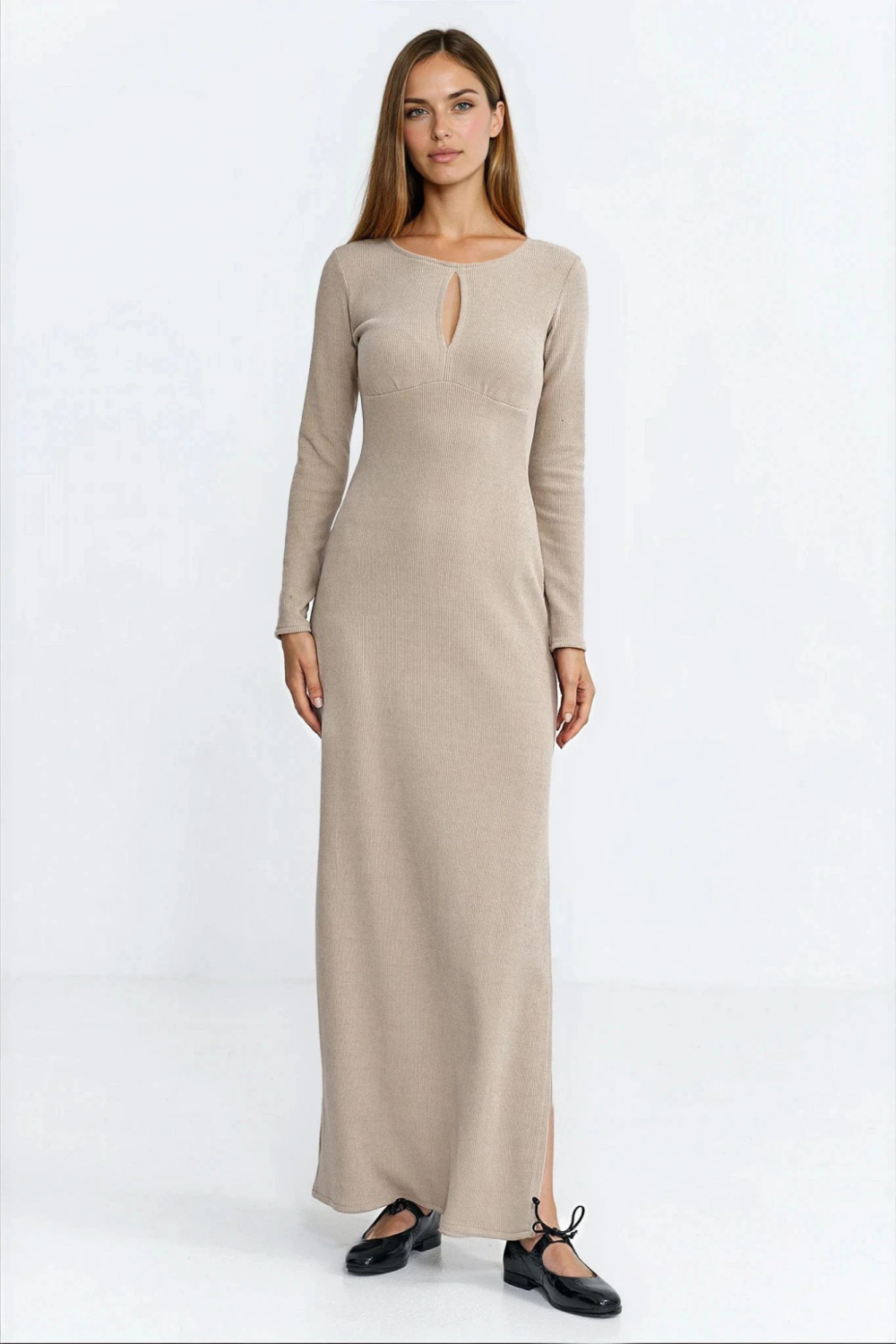 Sukienka maxi z łezką na dekolcie S283 Beige - Nife221725 - Beżowy - obrazek 2