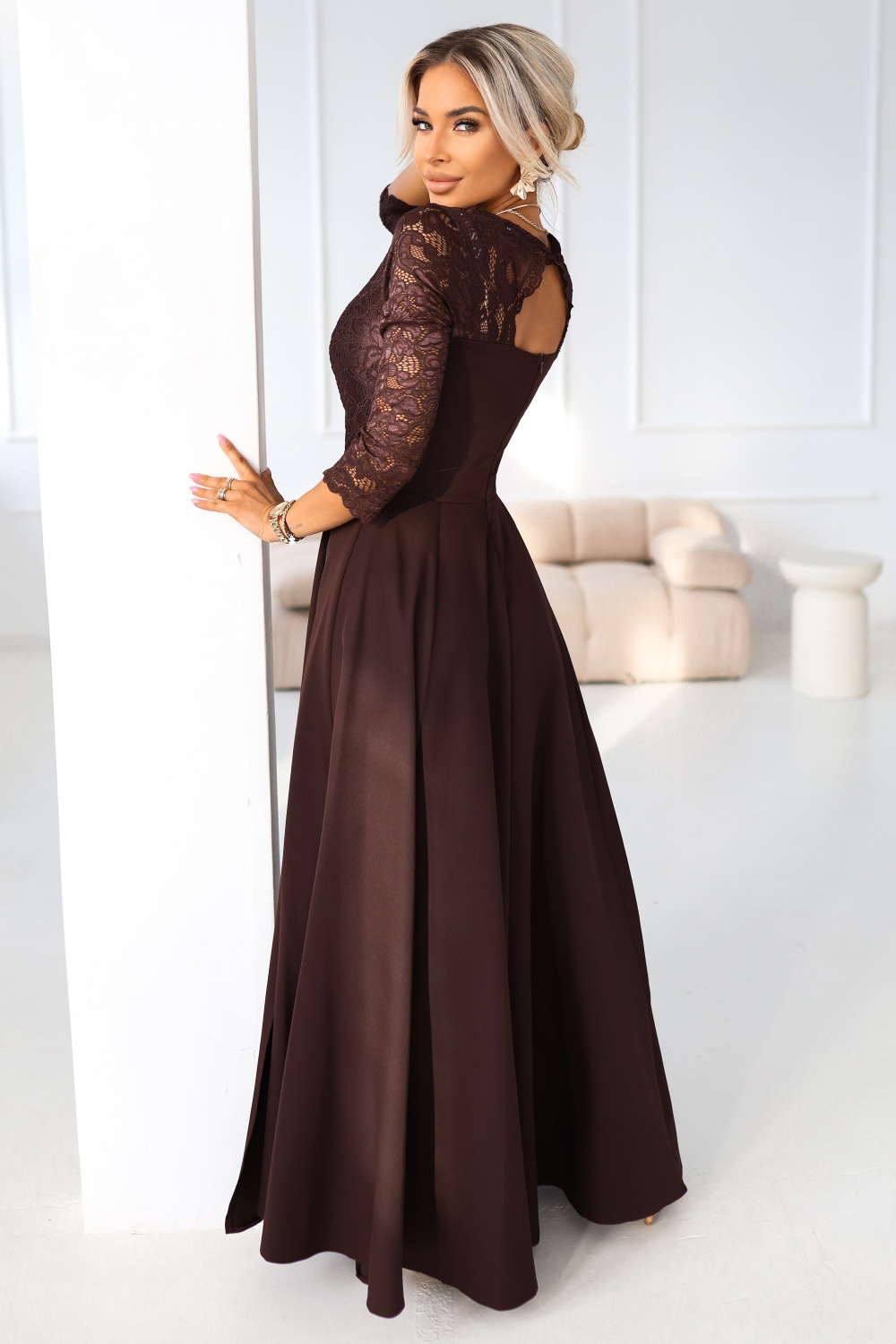 Sukienka Model Amber 309-14 Czekolada - Numoco221795 - Brązowy - obrazek 2