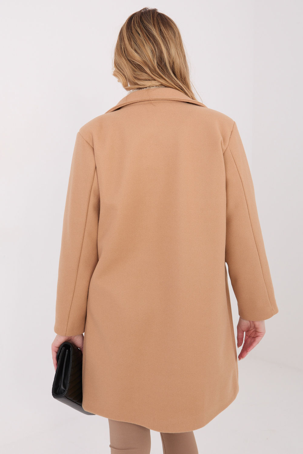 Płaszcz Damski Model IT-PL-20238.23 Camel - Italy Moda222164 - Brązowy - obrazek 3
