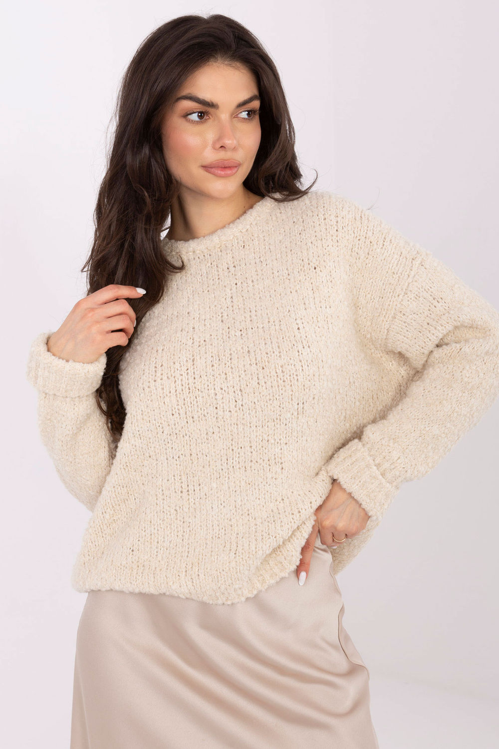 Sweter Damski Model MI-SW-WK32601.19 Light Beige - Italy Moda223174 - Beżowy