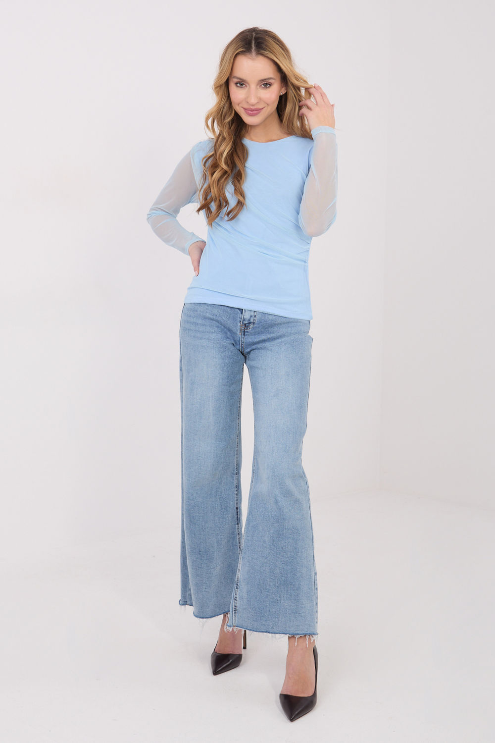 Bluzka Model IT-BZ-21915.57 Light Blue - Italy Moda223342 - Niebieski - obrazek 2