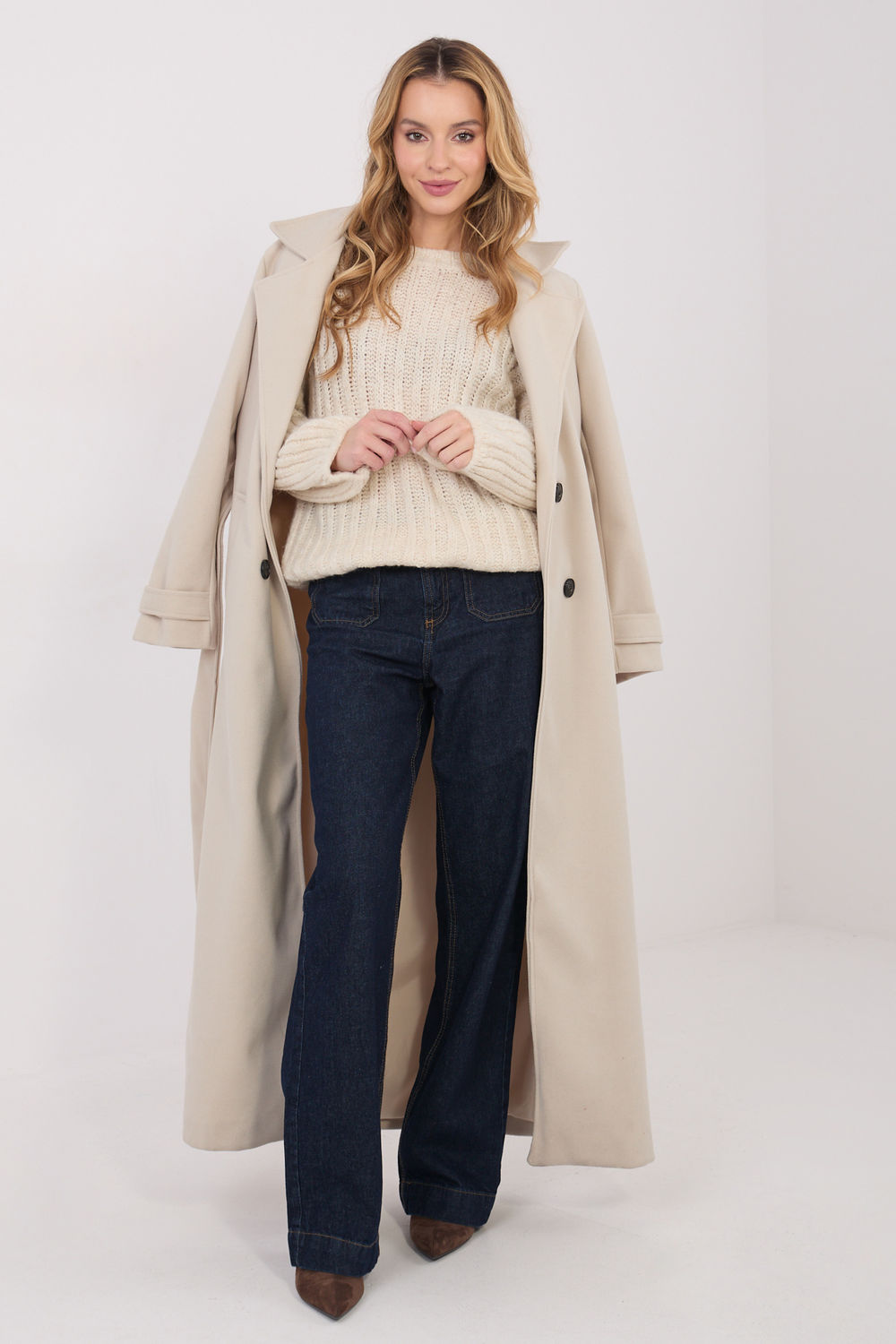 Sweter Damski Model MI-SW-1215.97 Light Beige - Italy Moda223410 - Beżowy - obrazek 2