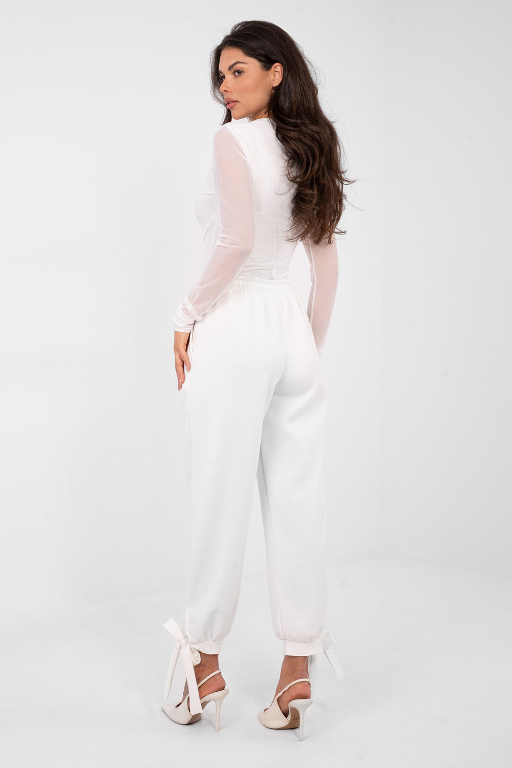 Spodnie Dresowe Model IT-SP-9987.16 Ecru - Italy Moda223475 - Beżowy - obrazek 3
